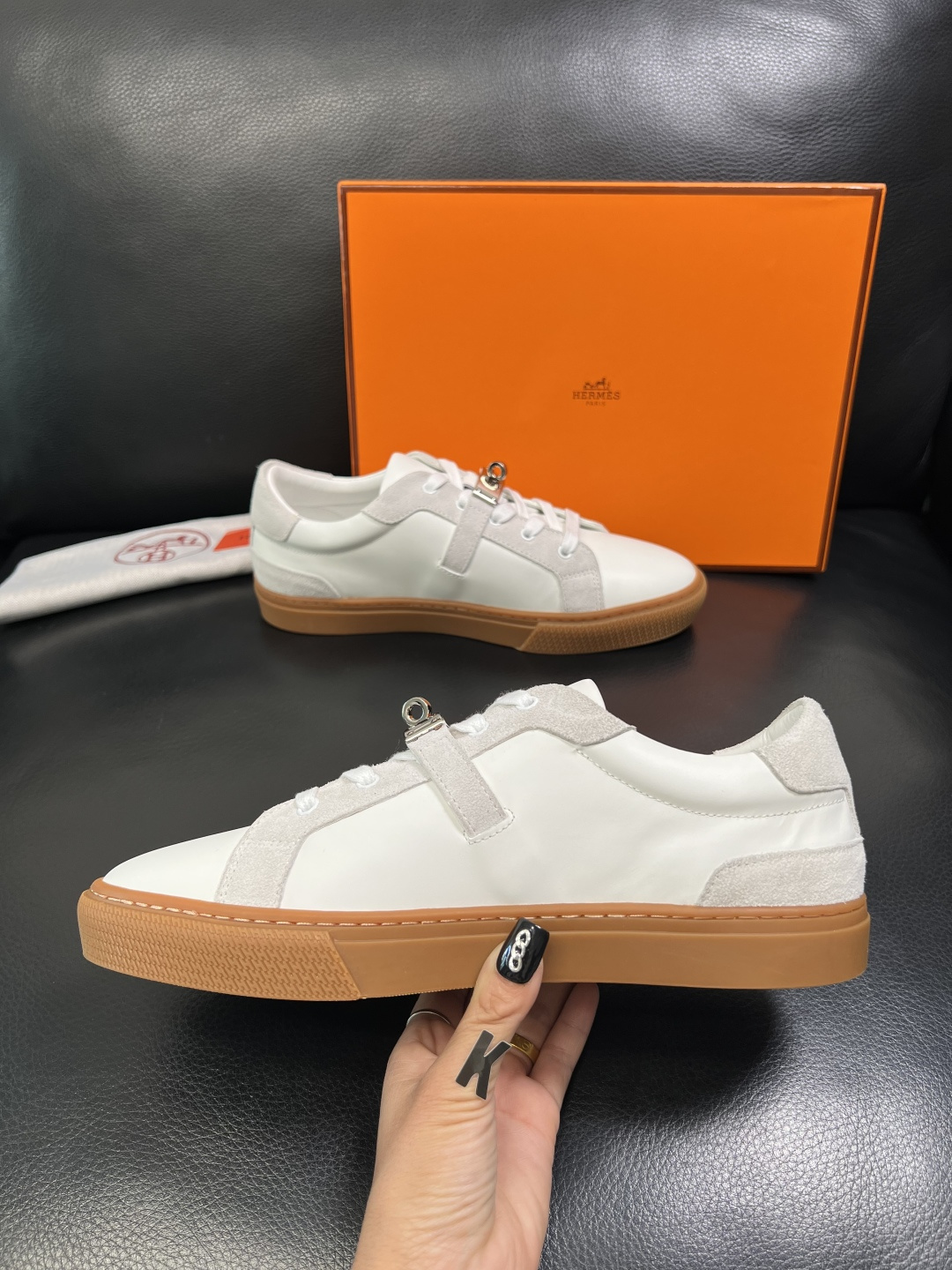 Hermes 高品质 顶级工艺品 爱马仕 专柜同步发售原厂配置，意大利进口原版牛皮面料，高品质拼接工艺，