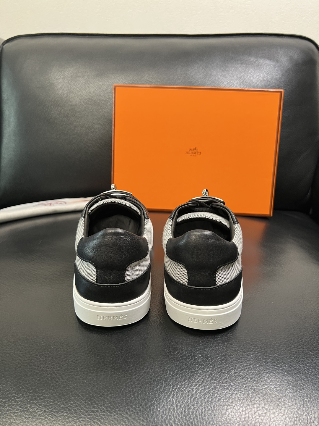 Hermes 高品质 顶级工艺品 爱马仕 专柜同步发售原厂配置，意大利进口原版牛皮面料，高品质拼接工艺，