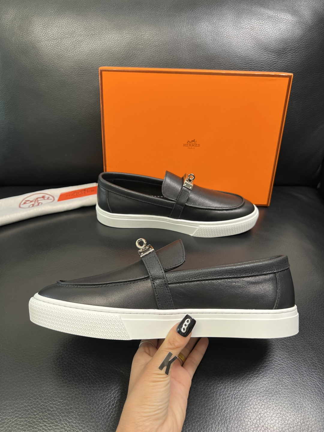 Hermes 高品质 顶级工艺品 爱马仕 专柜同步发售原厂配置，意大利进口原版牛皮面料，高品质拼接工艺，