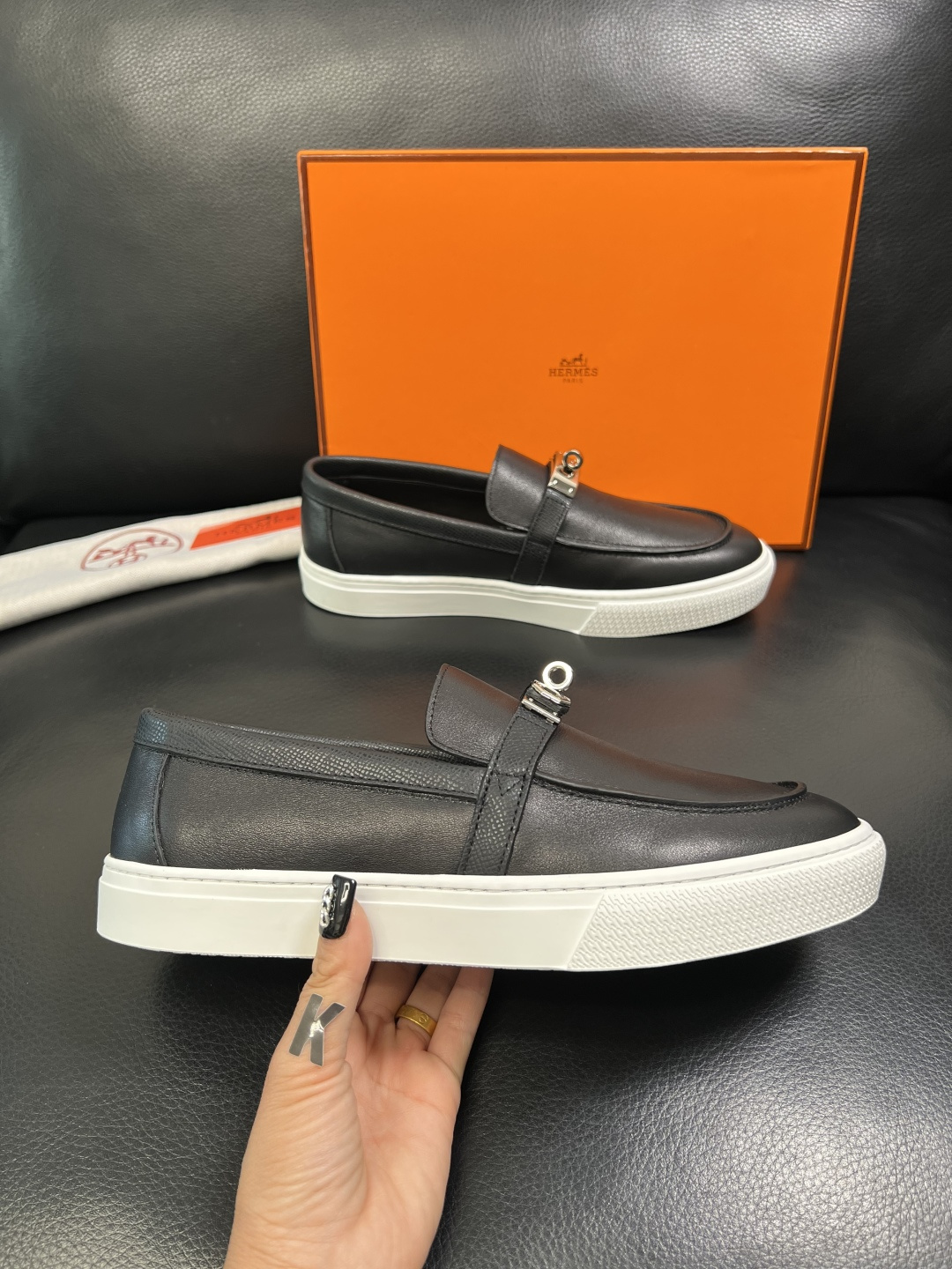 Hermes 高品质 顶级工艺品 爱马仕 专柜同步发售原厂配置，意大利进口原版牛皮面料，高品质拼接工艺，