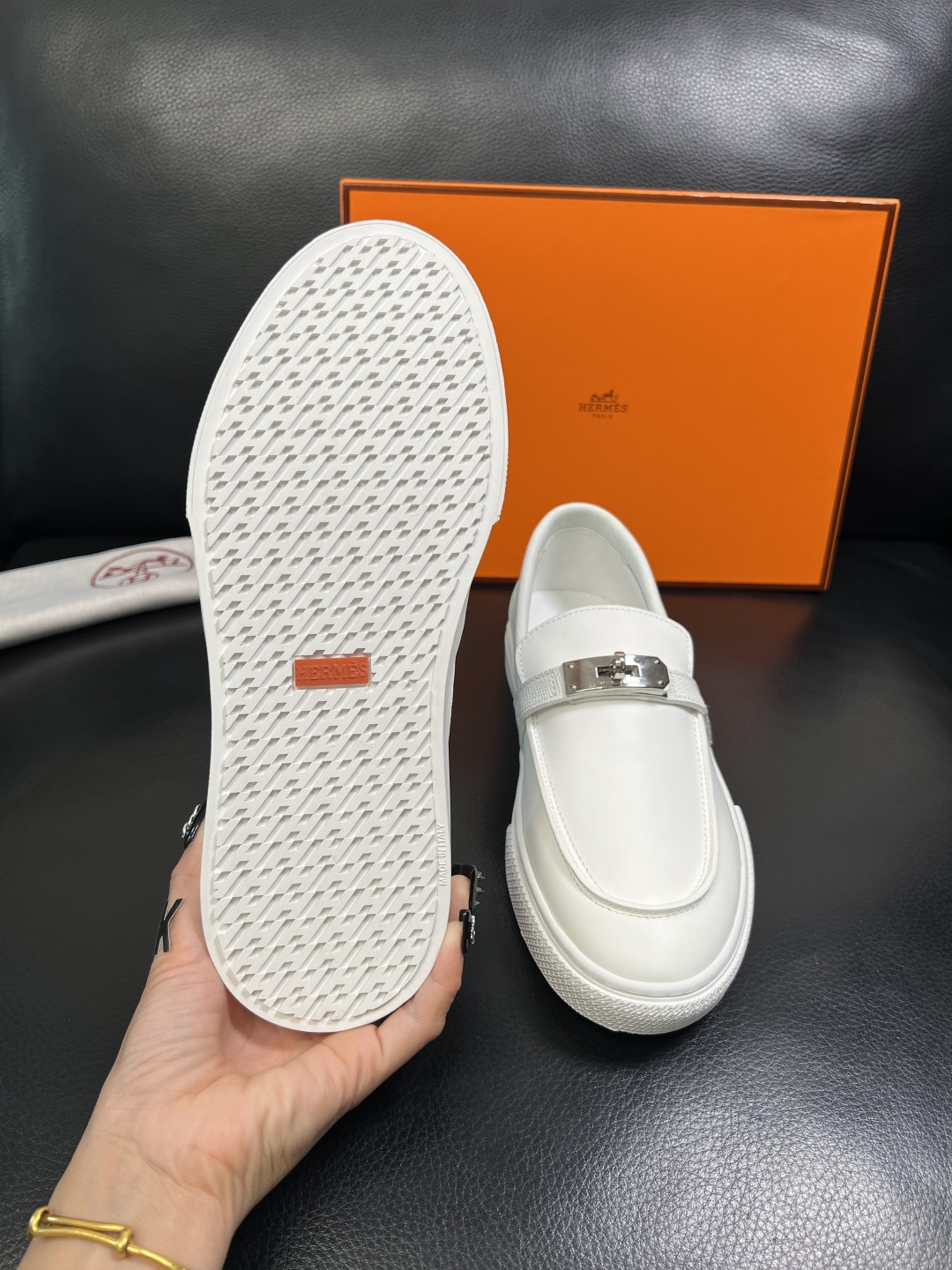 Hermes 高品质 顶级工艺品 爱马仕 专柜同步发售原厂配置，意大利进口原版牛皮面料，高品质拼接工艺，