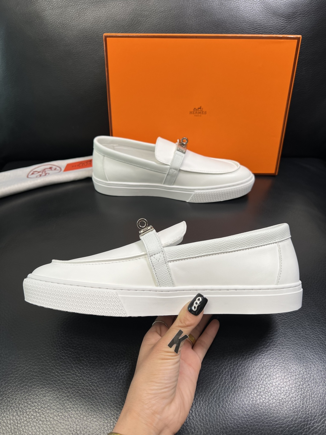 Hermes 高品质 顶级工艺品 爱马仕 专柜同步发售原厂配置，意大利进口原版牛皮面料，高品质拼接工艺，