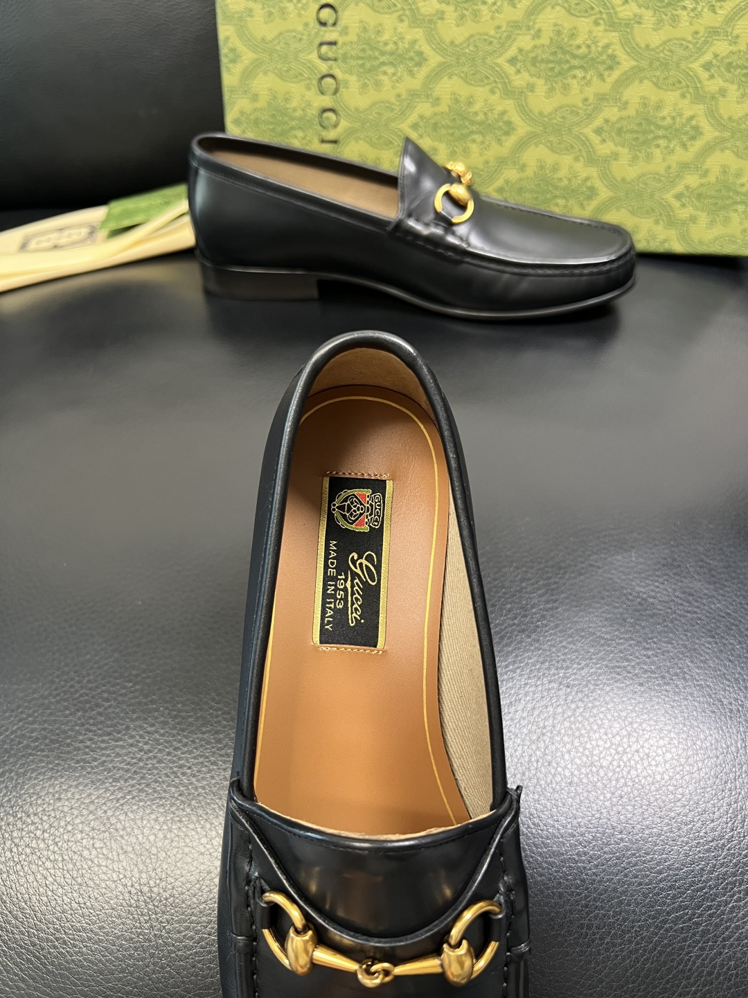 Gucci 顶级工艺品 古奇 皮鞋系列专柜同步 原厂配置，意大利进口原版牛皮，进口水染牛里 ，鞋底：原厂