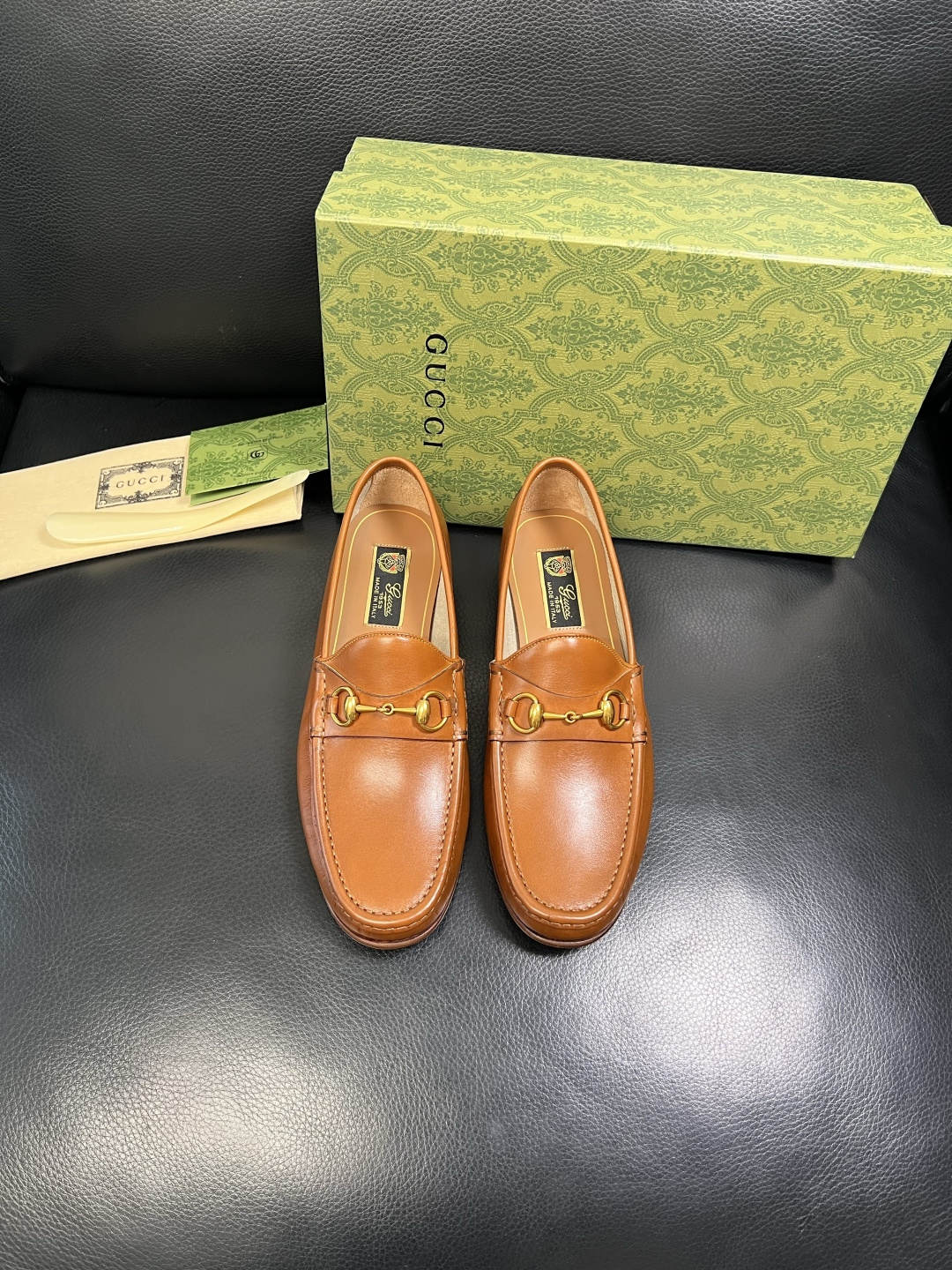 Gucci 顶级工艺品 古奇 皮鞋系列专柜同步 原厂配置，意大利进口原版牛皮，进口水染牛里 ，鞋底：原厂
