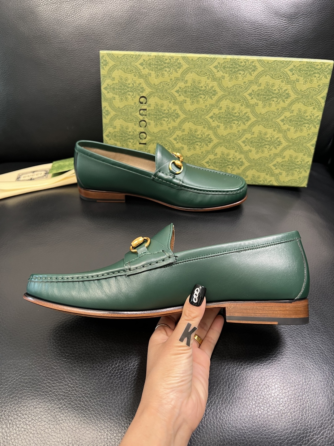 Gucci 顶级工艺品 古奇 皮鞋系列专柜同步 原厂配置，意大利进口原版牛皮，进口水染牛里 ，鞋底：原厂