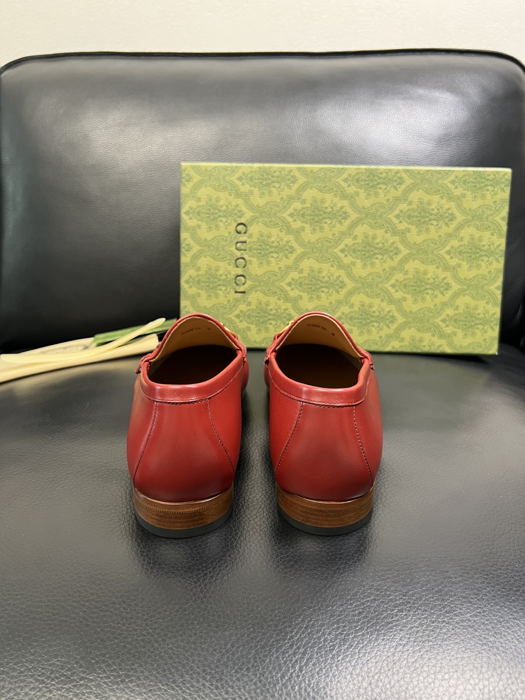 Gucci 顶级工艺品 古奇 皮鞋系列专柜同步 原厂配置，意大利进口原版牛皮，进口水染牛里 ，鞋底：原厂