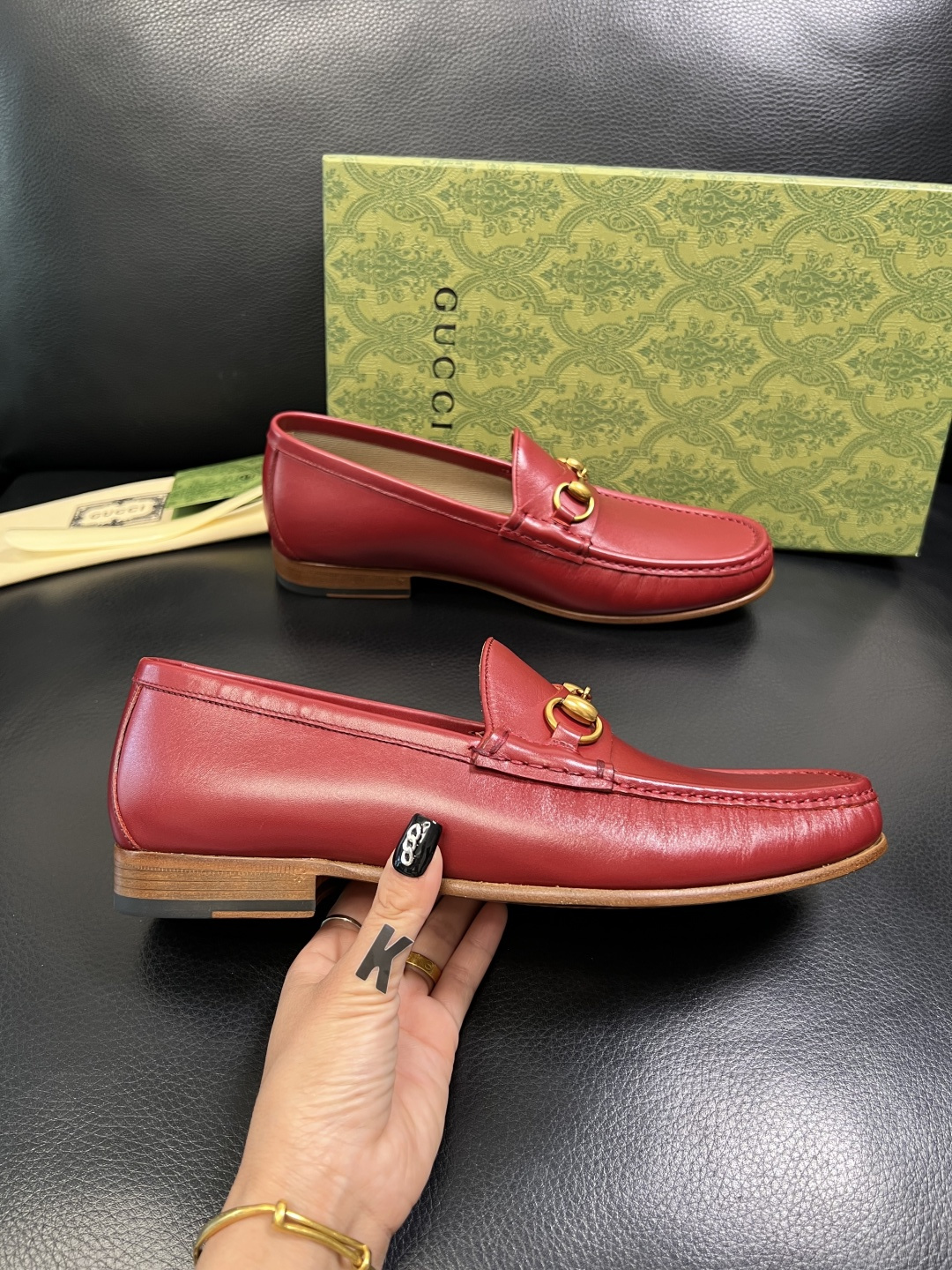 Gucci 顶级工艺品 古奇 皮鞋系列专柜同步 原厂配置，意大利进口原版牛皮，进口水染牛里 ，鞋底：原厂