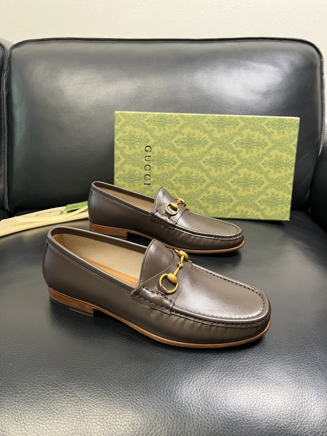 Gucci 顶级工艺品 古奇 皮鞋系列专柜同步 原厂配置，意大利进口原版牛皮，进口水染牛里 ，鞋底：原厂