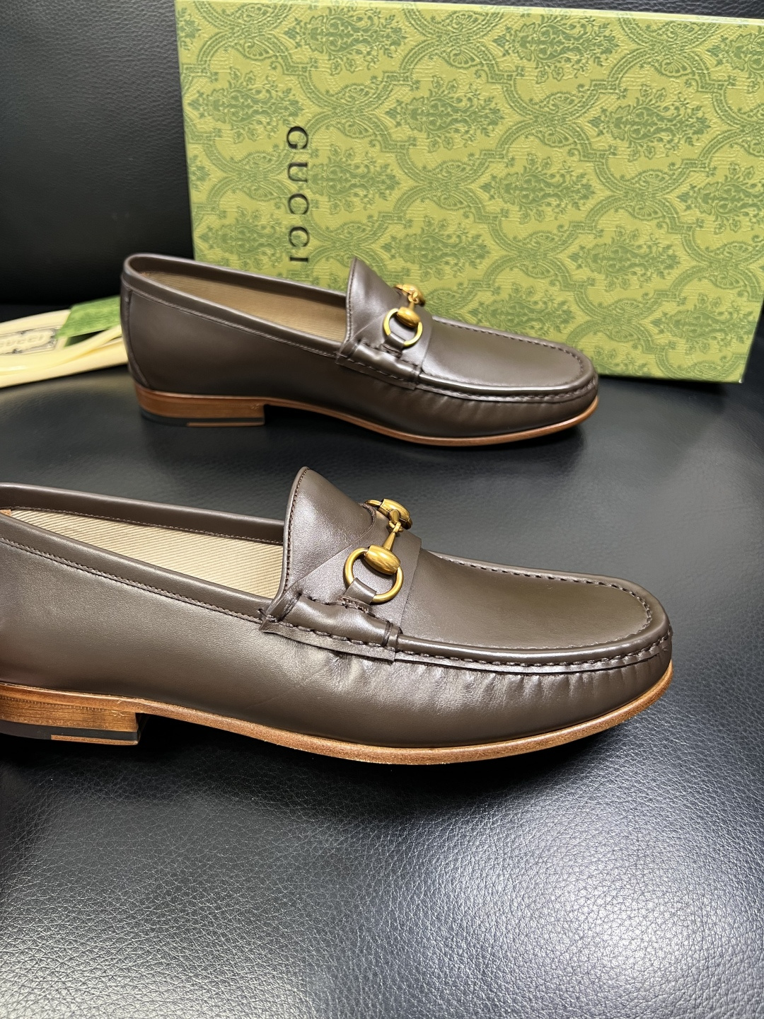 Gucci 顶级工艺品 古奇 皮鞋系列专柜同步 原厂配置，意大利进口原版牛皮，进口水染牛里 ，鞋底：原厂