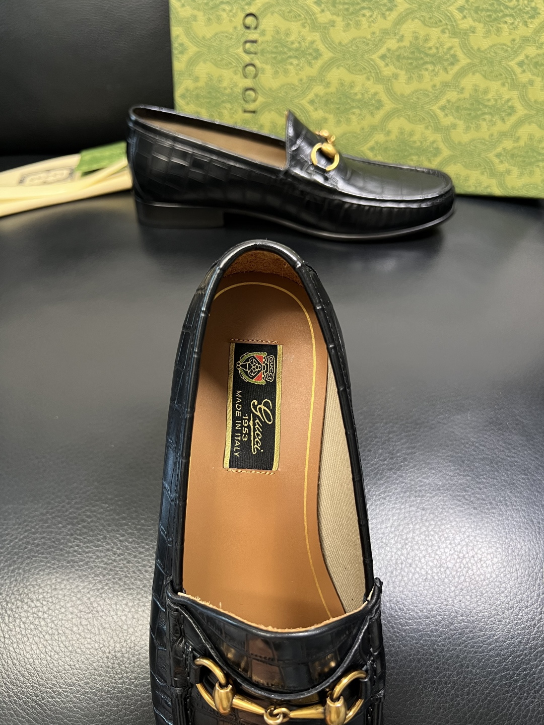 Gucci 顶级工艺品 古奇 皮鞋系列专柜同步 原厂配置，意大利进口原版牛皮，进口水染牛里 ，鞋底：原厂