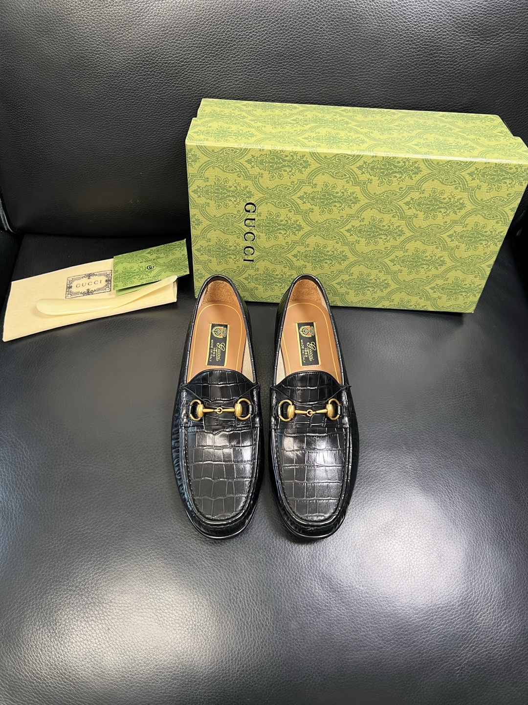 Gucci 顶级工艺品 古奇 皮鞋系列专柜同步 原厂配置，意大利进口原版牛皮，进口水染牛里 ，鞋底：原厂