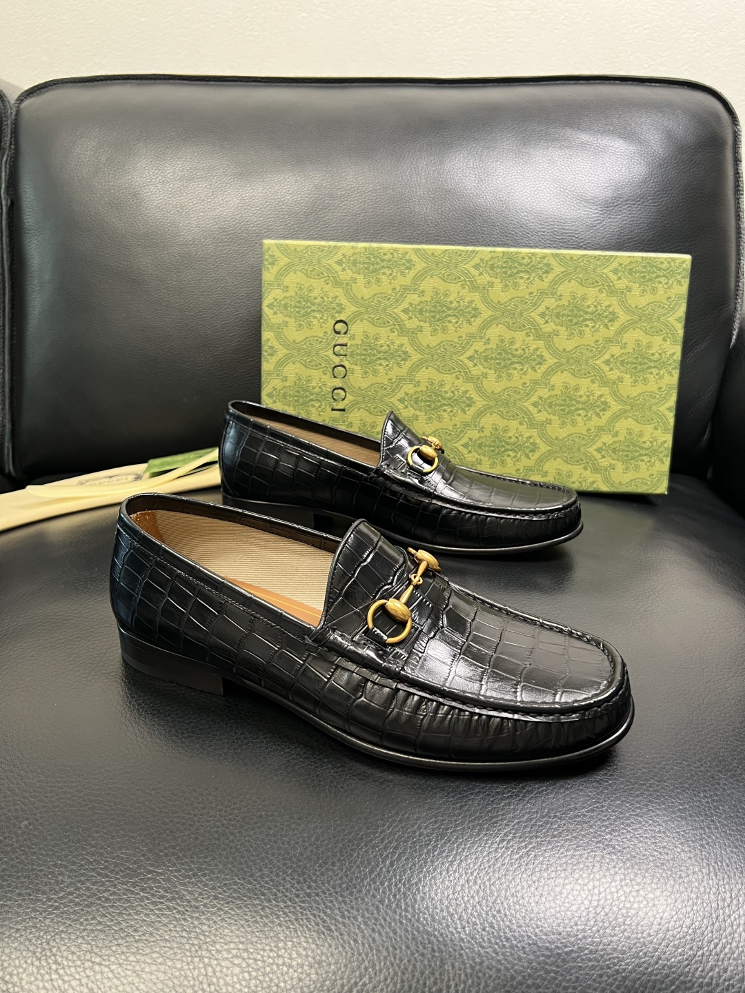 Gucci 顶级工艺品 古奇 皮鞋系列专柜同步 原厂配置，意大利进口原版牛皮，进口水染牛里 ，鞋底：原厂