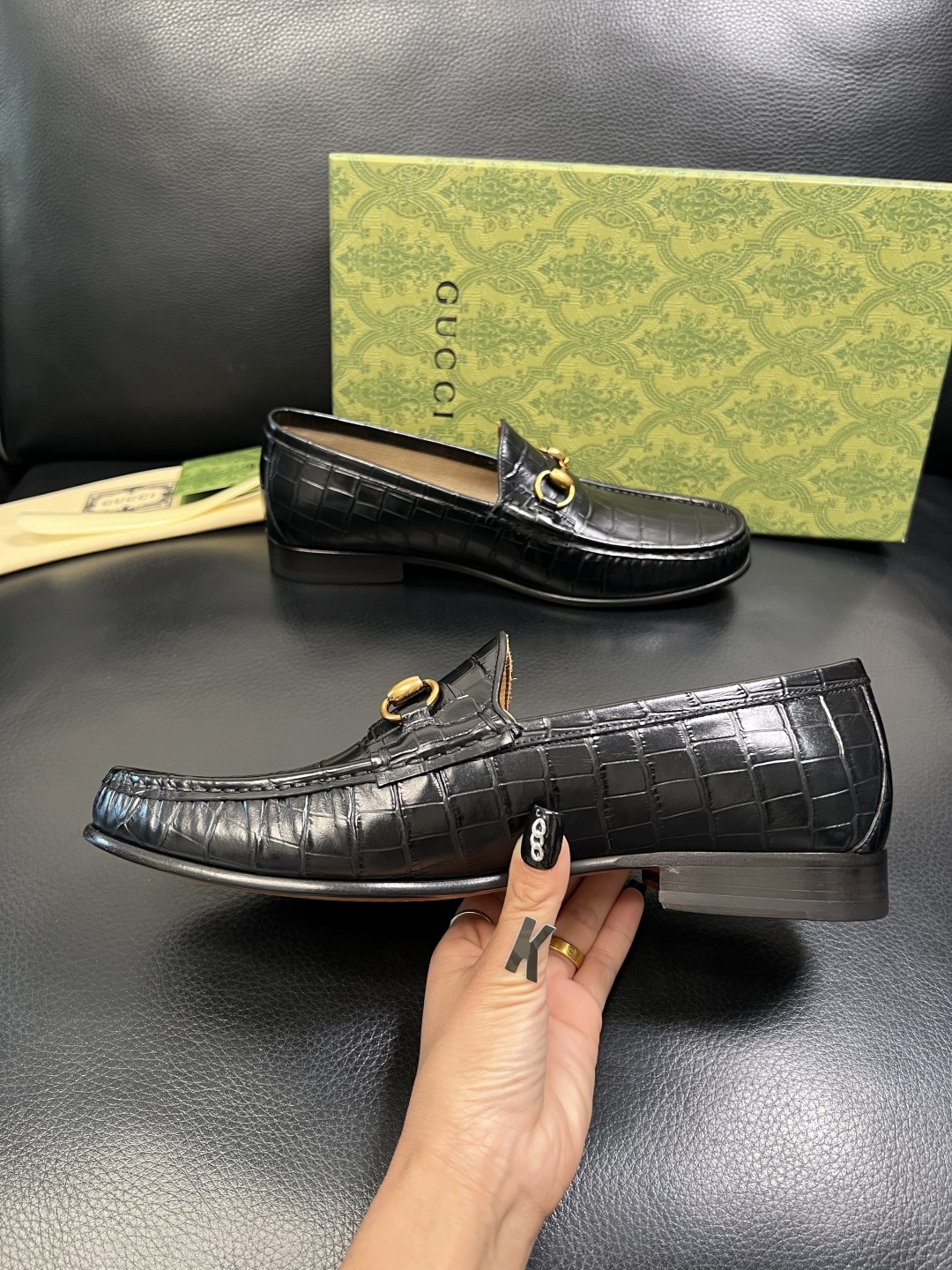 Gucci 顶级工艺品 古奇 皮鞋系列专柜同步 原厂配置，意大利进口原版牛皮，进口水染牛里 ，鞋底：原厂