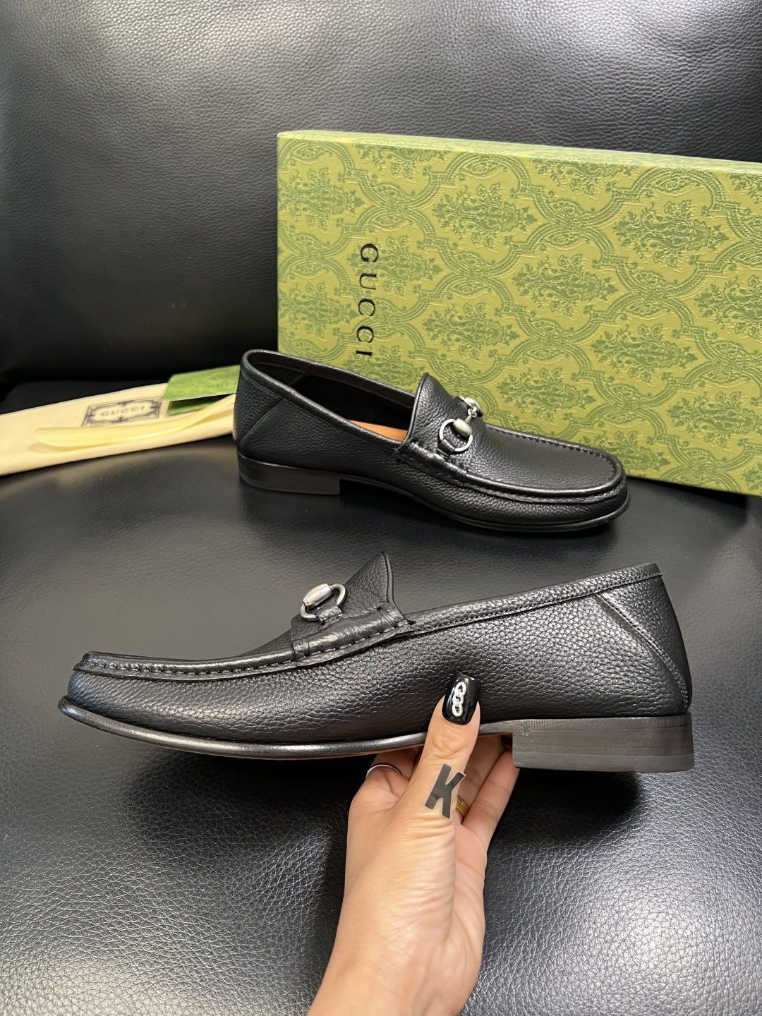 Gucci 顶级工艺品 古奇 皮鞋系列专柜同步 原厂配置，意大利进口原版牛皮，进口水染牛里 ，鞋底：原厂