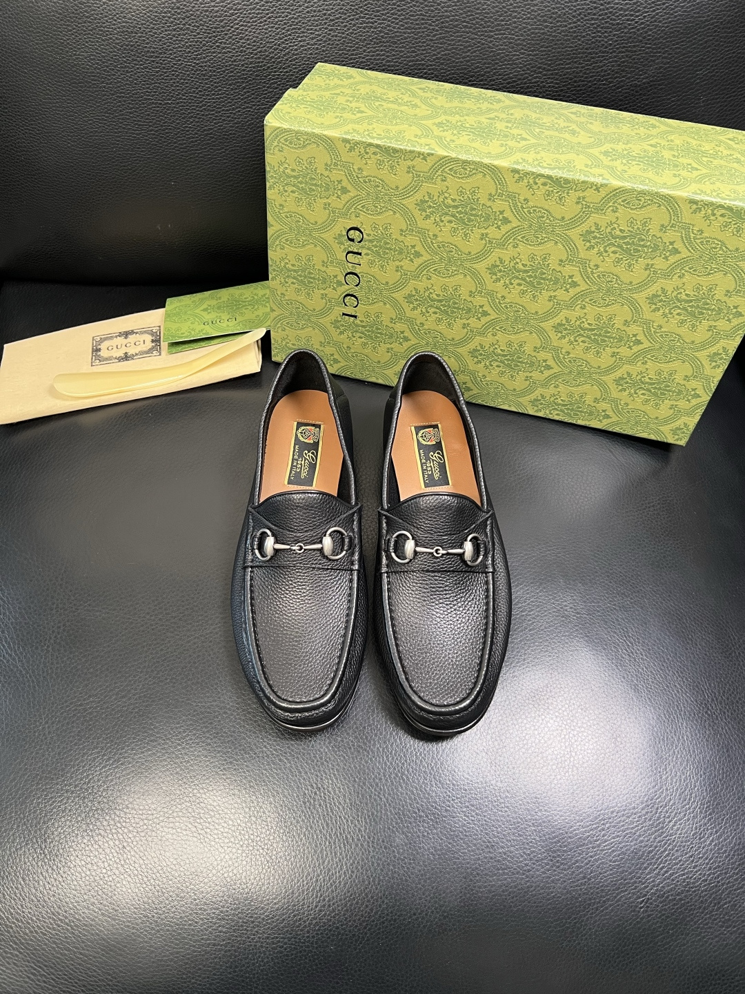 Gucci 顶级工艺品 古奇 皮鞋系列专柜同步 原厂配置，意大利进口原版牛皮，进口水染牛里 ，鞋底：原厂