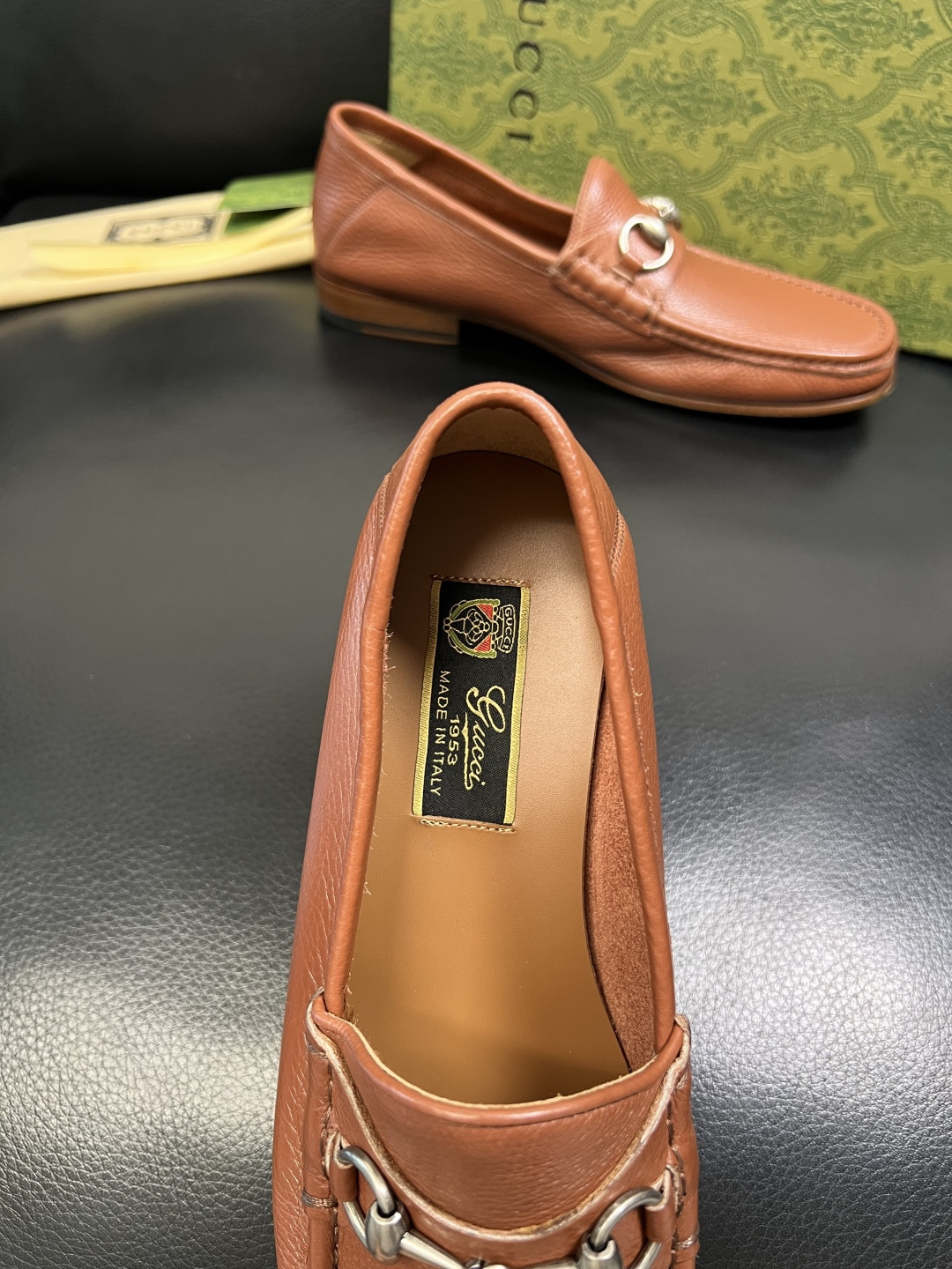 Gucci 顶级工艺品 古奇 皮鞋系列专柜同步 原厂配置，意大利进口原版牛皮，进口水染牛里 ，鞋底：原厂