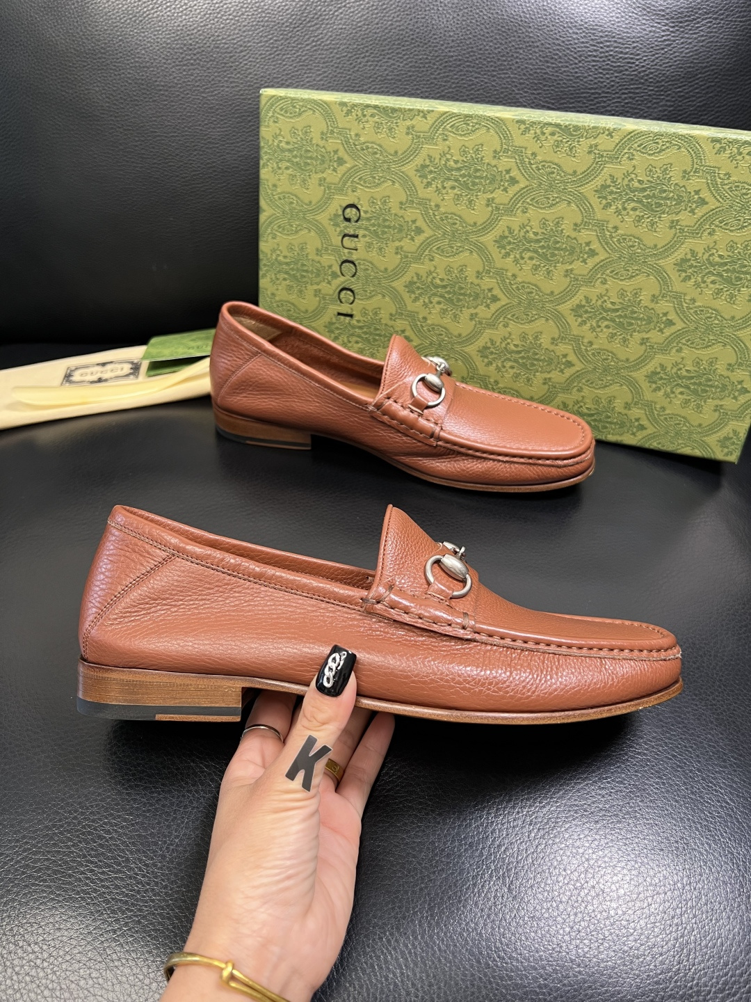 Gucci 顶级工艺品 古奇 皮鞋系列专柜同步 原厂配置，意大利进口原版牛皮，进口水染牛里 ，鞋底：原厂