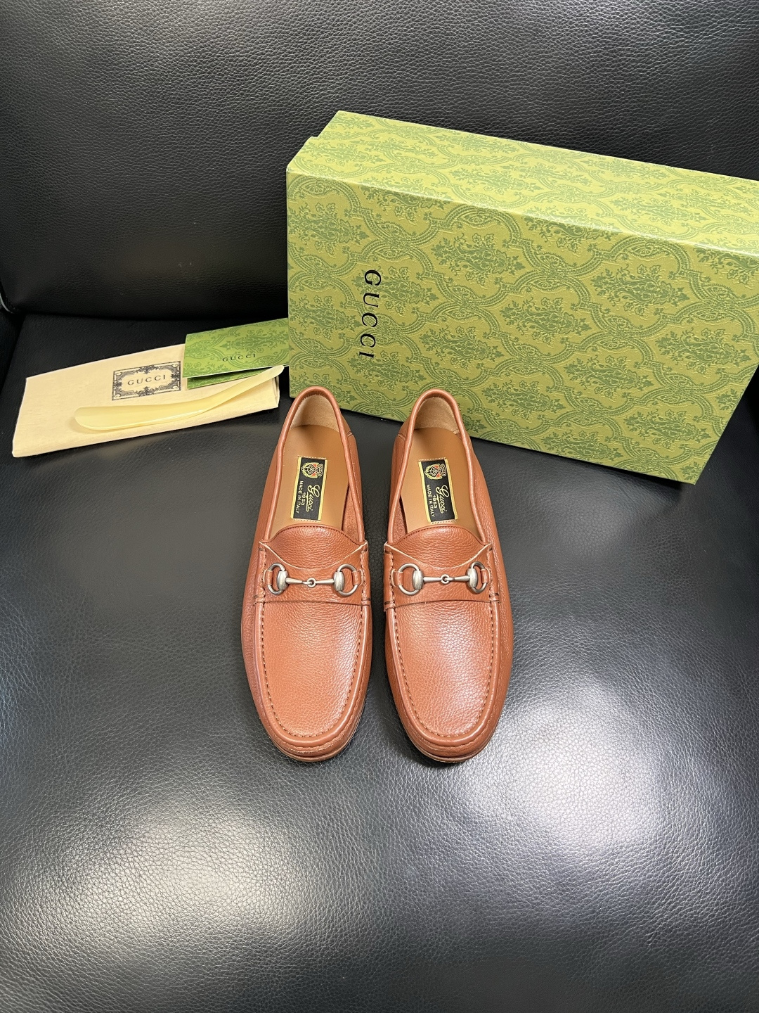 Gucci 顶级工艺品 古奇 皮鞋系列专柜同步 原厂配置，意大利进口原版牛皮，进口水染牛里 ，鞋底：原厂