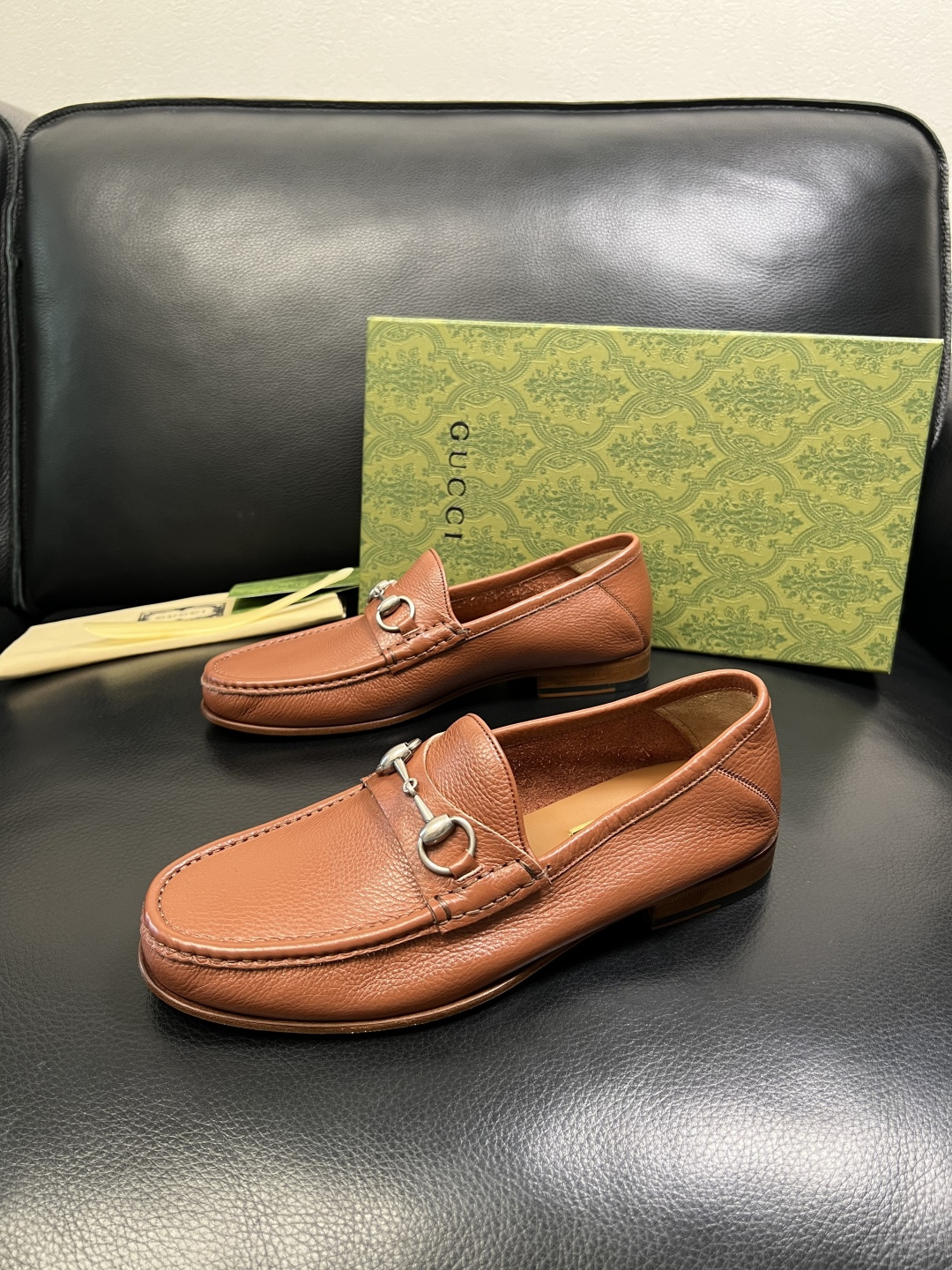 Gucci 顶级工艺品 古奇 皮鞋系列专柜同步 原厂配置，意大利进口原版牛皮，进口水染牛里 ，鞋底：原厂