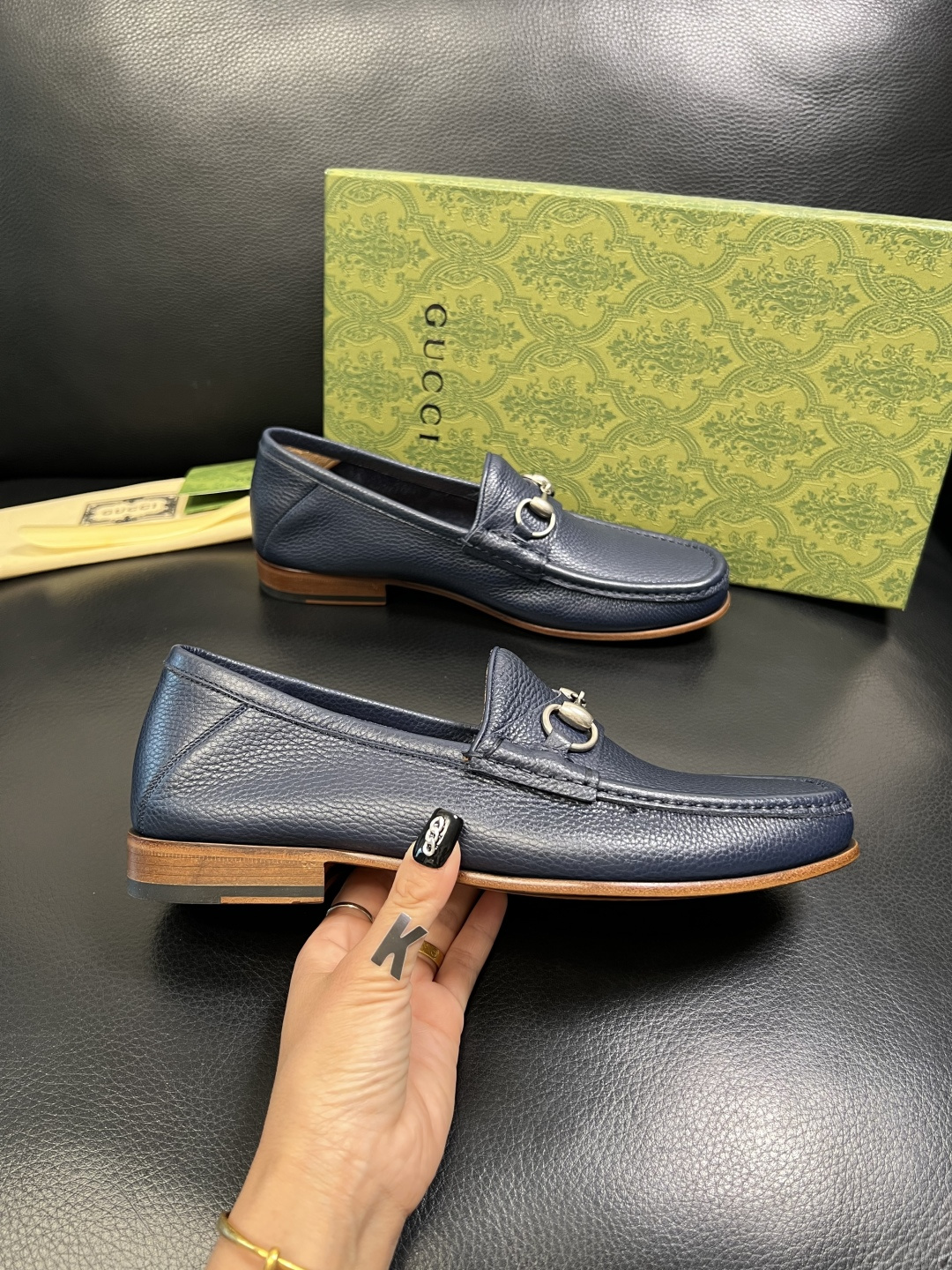 Gucci 顶级工艺品 古奇 皮鞋系列专柜同步 原厂配置，意大利进口原版牛皮，进口水染牛里 ，鞋底：原厂