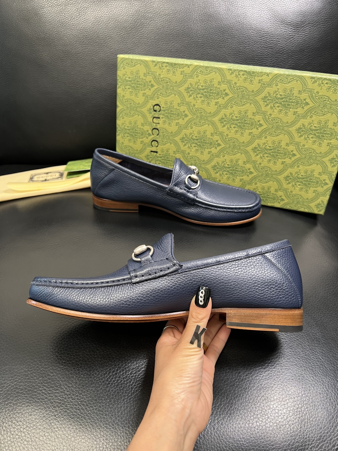 Gucci 顶级工艺品 古奇 皮鞋系列专柜同步 原厂配置，意大利进口原版牛皮，进口水染牛里 ，鞋底：原厂