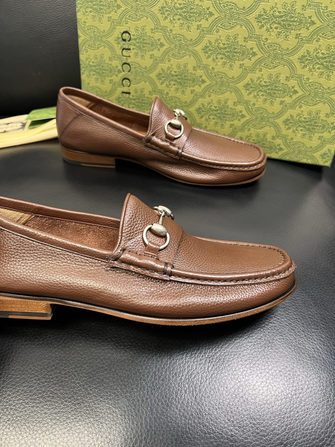 Gucci 顶级工艺品 古奇 皮鞋系列专柜同步 原厂配置，意大利进口原版牛皮，进口水染牛里 ，鞋底：原厂