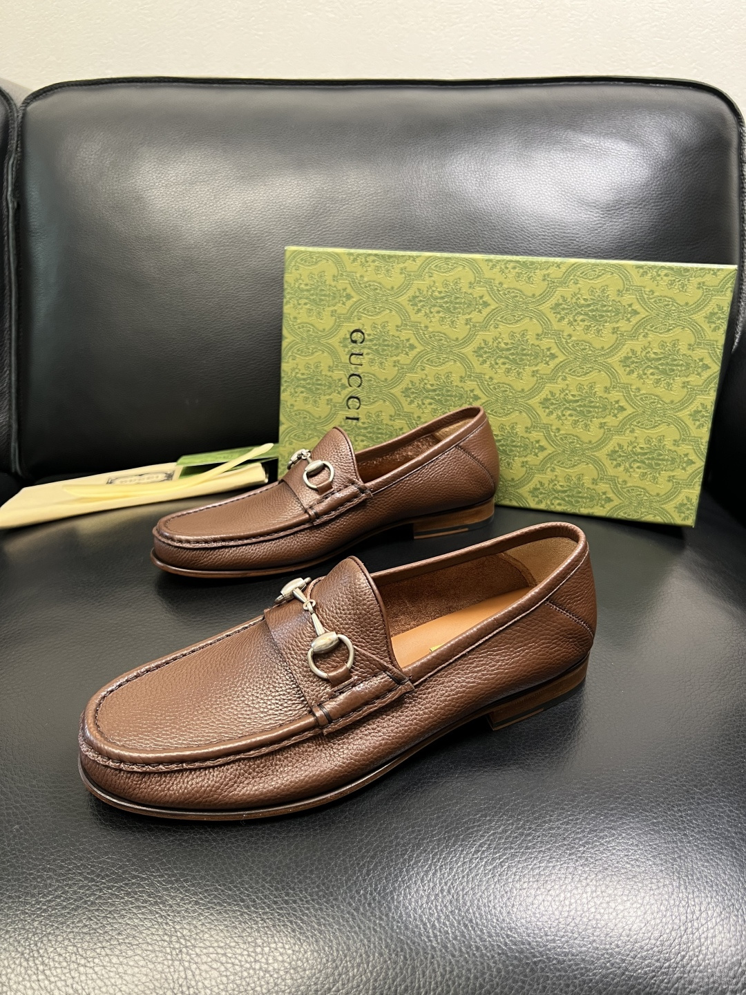 Gucci 顶级工艺品 古奇 皮鞋系列专柜同步 原厂配置，意大利进口原版牛皮，进口水染牛里 ，鞋底：原厂