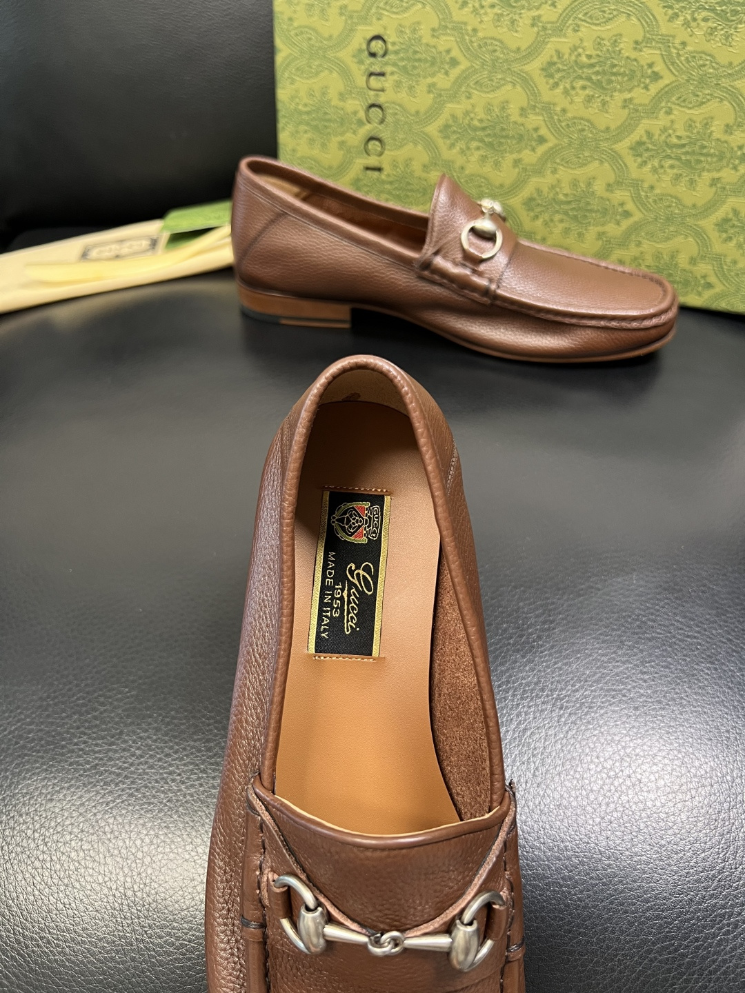 Gucci 顶级工艺品 古奇 皮鞋系列专柜同步 原厂配置，意大利进口原版牛皮，进口水染牛里 ，鞋底：原厂