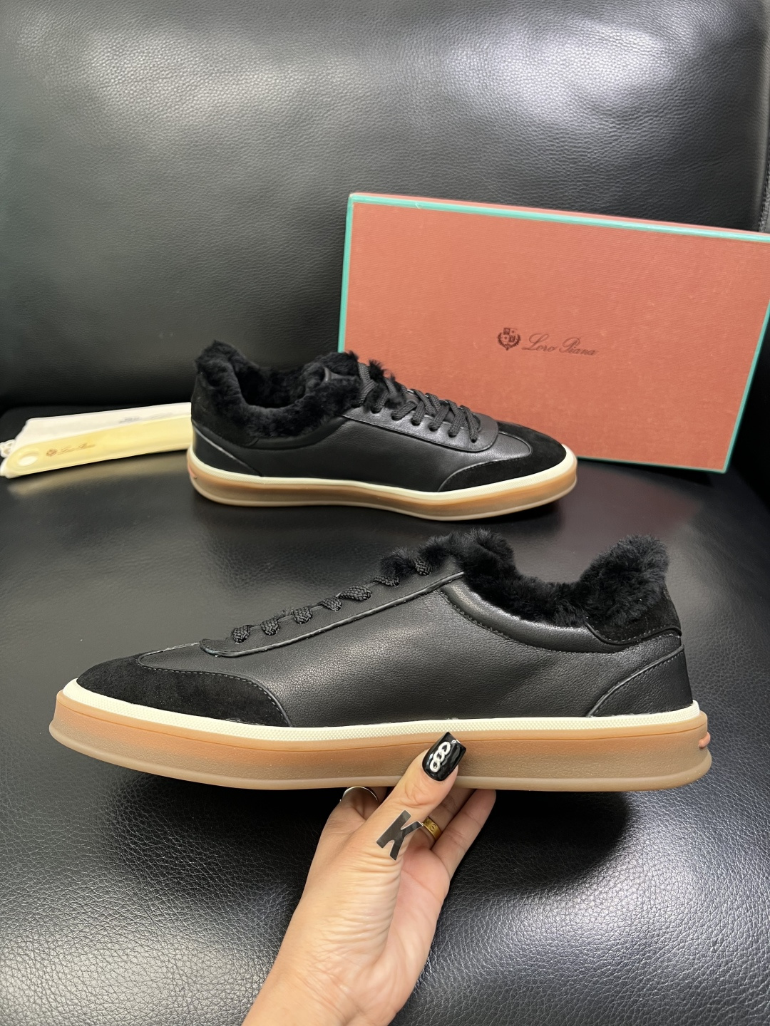 Loro piana 高品质 顶级工艺品 诺悠翩雅 新品专柜同步原厂配置，鞋面意大利进口牛皮面料，羔羊毛