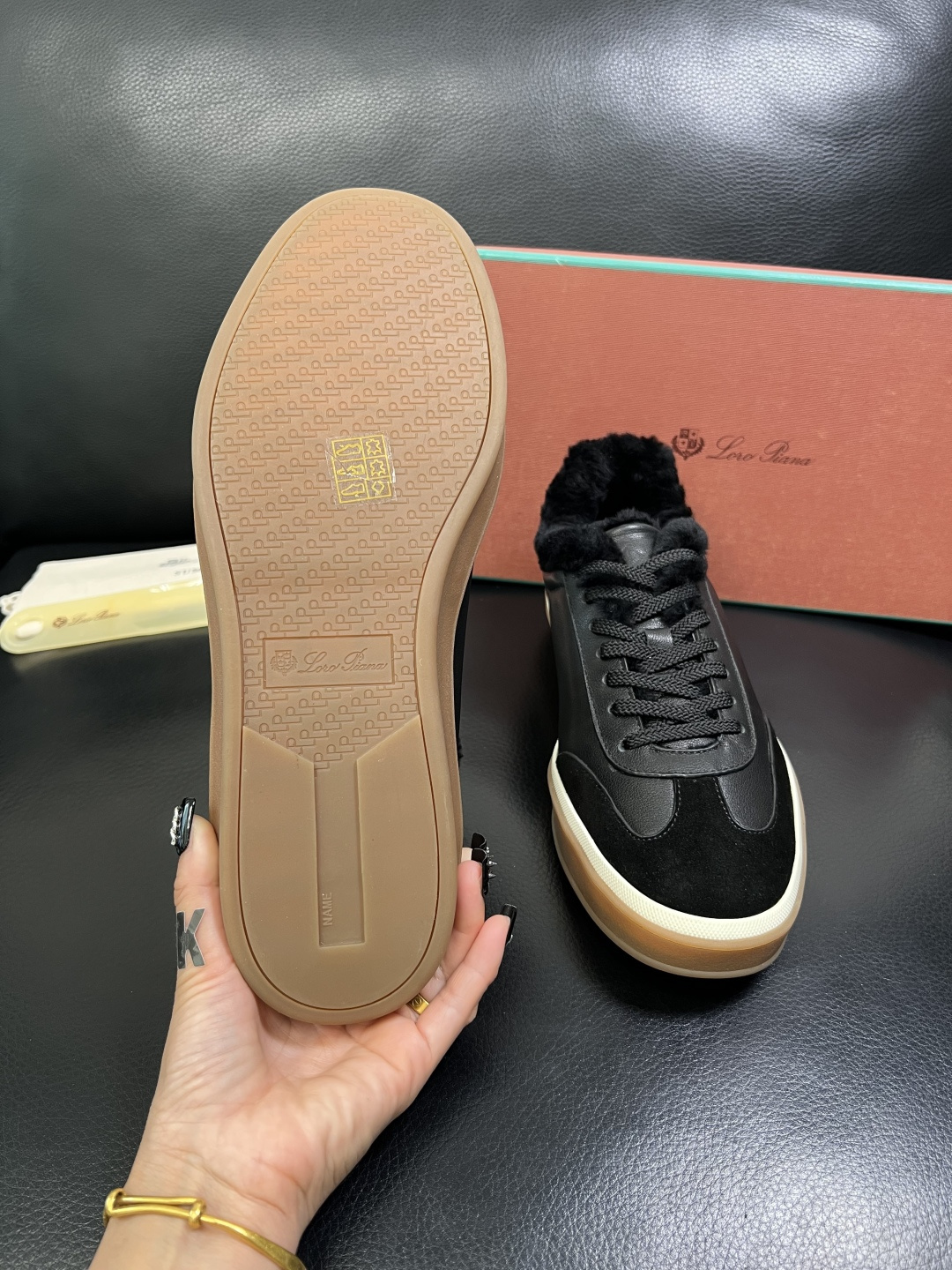 Loro piana 高品质 顶级工艺品 诺悠翩雅 新品专柜同步原厂配置，鞋面意大利进口牛皮面料，羔羊毛