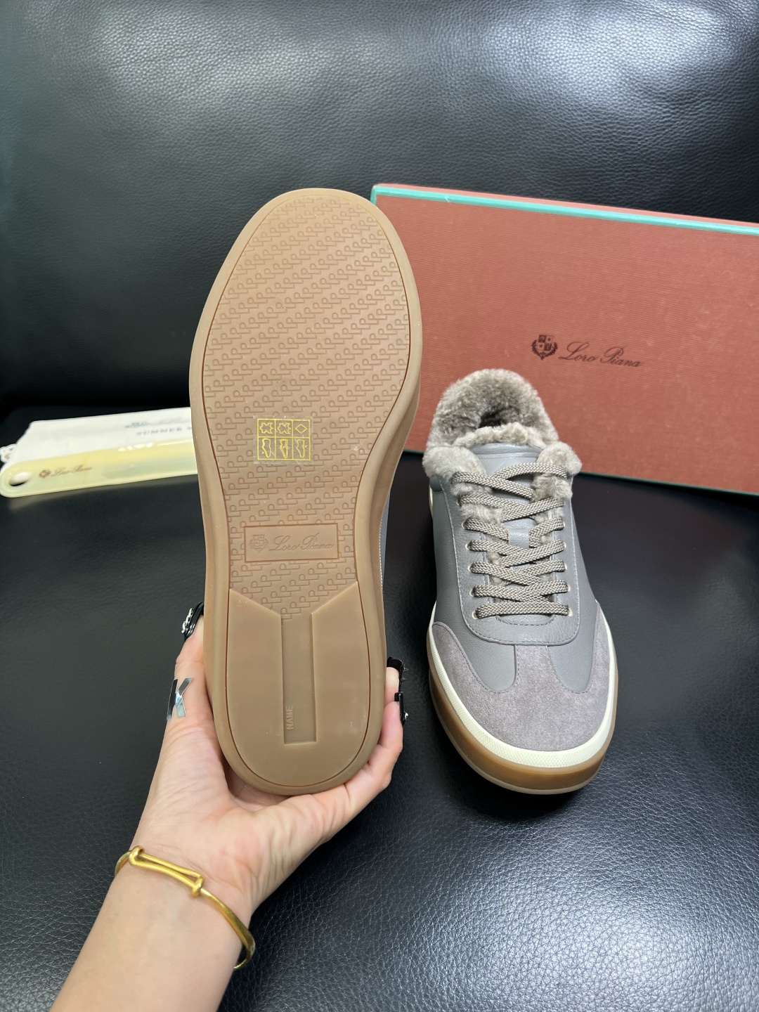 Loro piana 高品质 顶级工艺品 诺悠翩雅 新品专柜同步原厂配置，鞋面意大利进口牛皮面料，羔羊毛