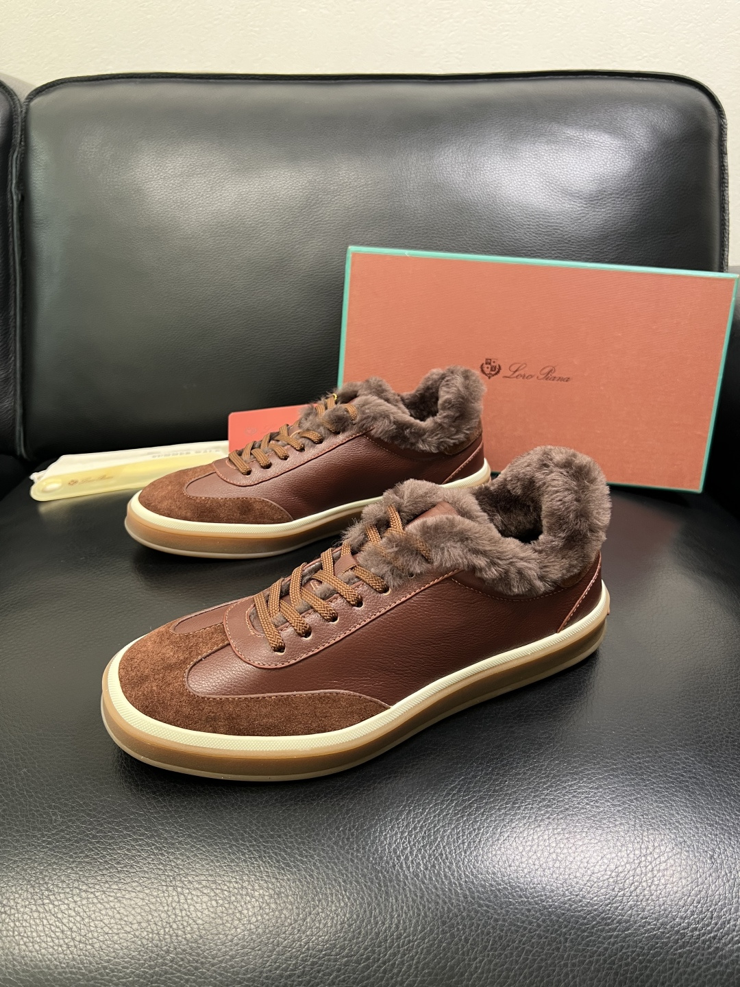 Loro piana 高品质 顶级工艺品 诺悠翩雅 新品专柜同步原厂配置，鞋面意大利进口牛皮面料，羔羊毛