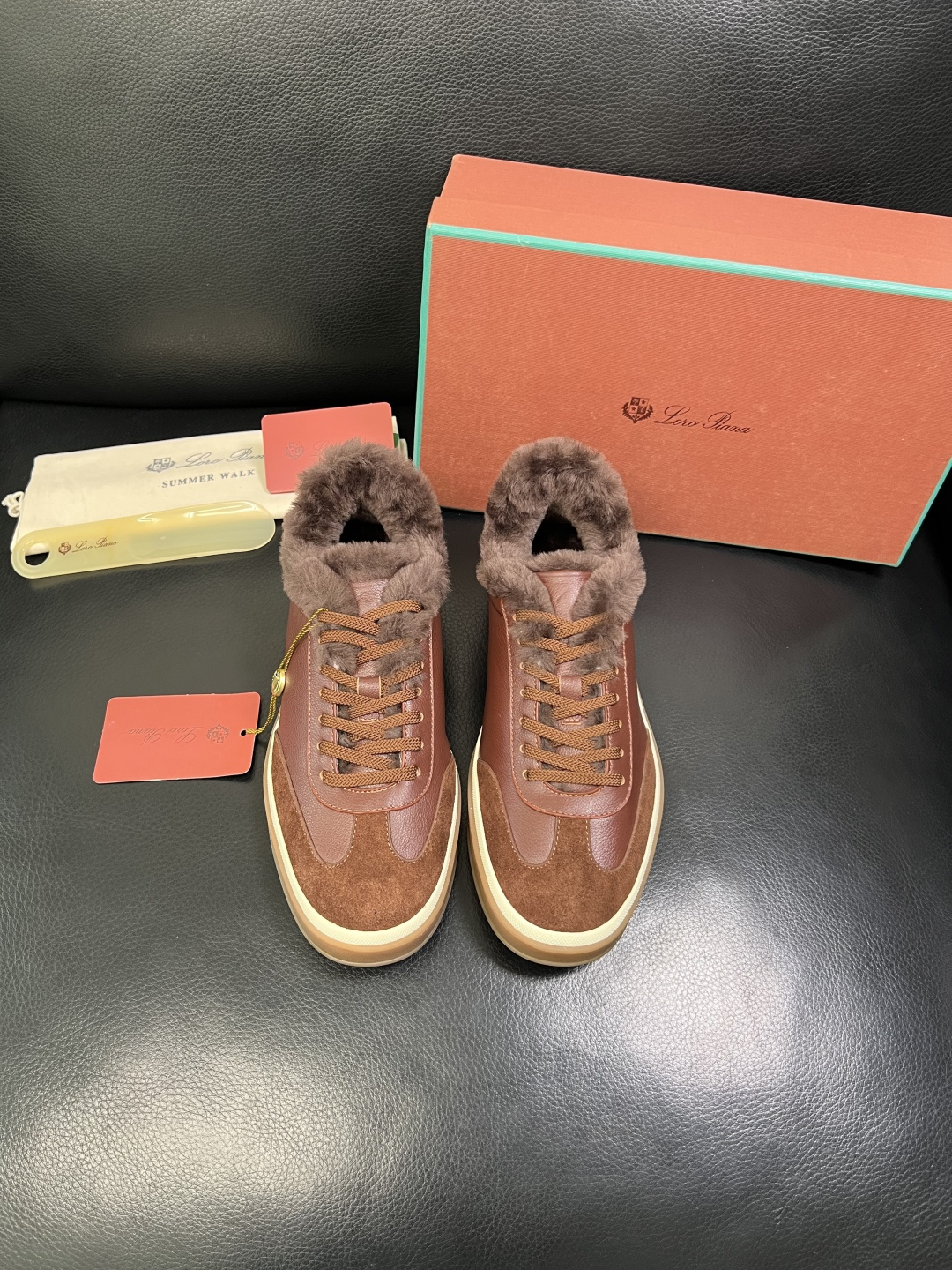 Loro piana 高品质 顶级工艺品 诺悠翩雅 新品专柜同步原厂配置，鞋面意大利进口牛皮面料，羔羊毛