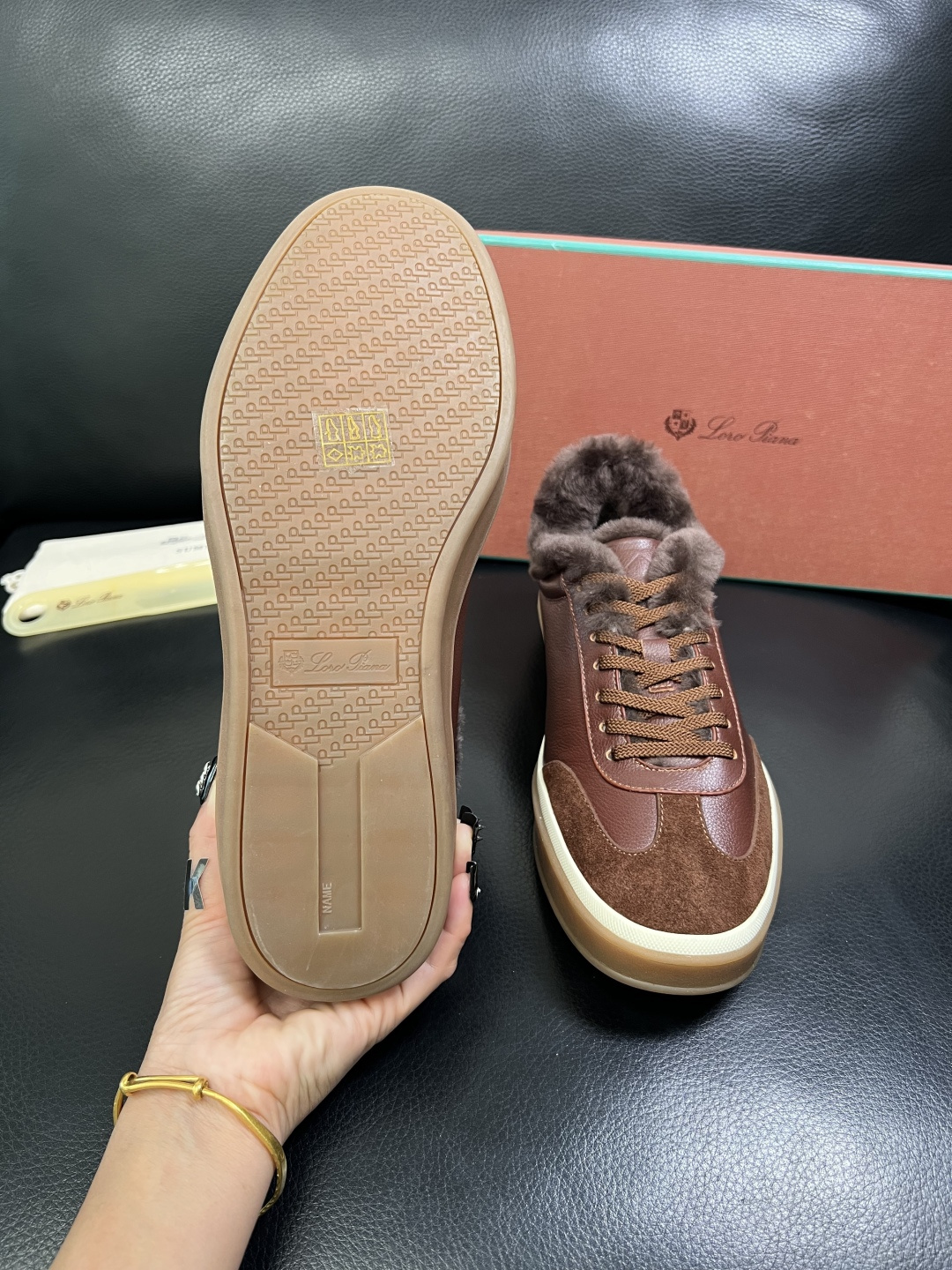 Loro piana 高品质 顶级工艺品 诺悠翩雅 新品专柜同步原厂配置，鞋面意大利进口牛皮面料，羔羊毛