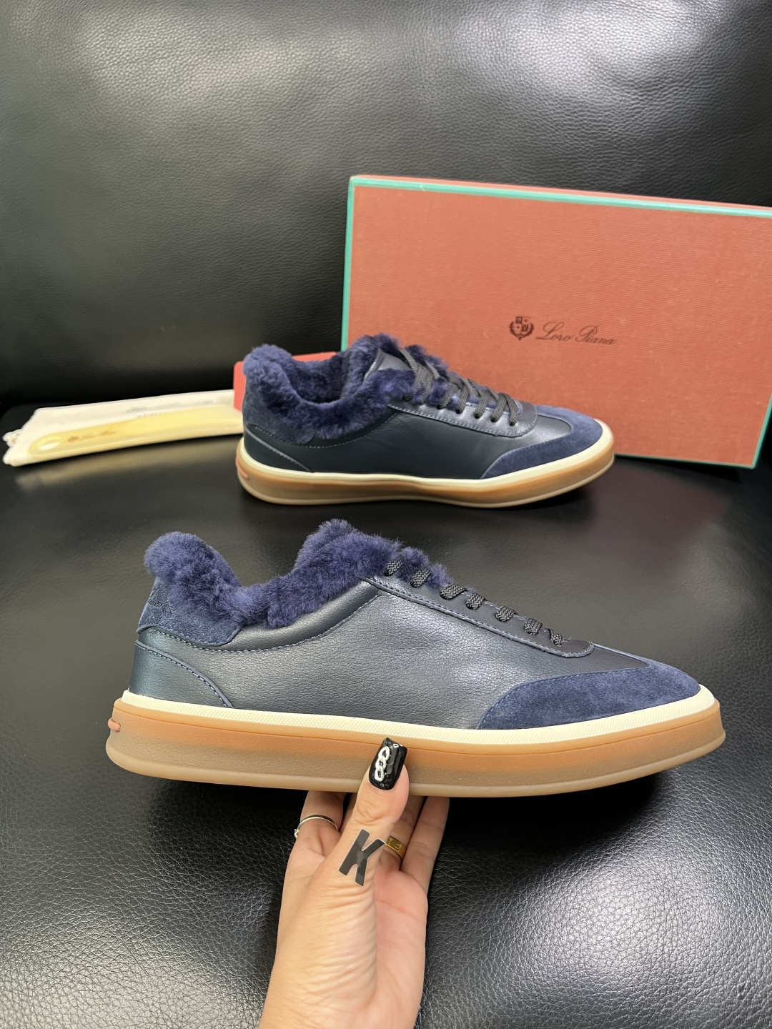 Loro piana 高品质 顶级工艺品 诺悠翩雅 新品专柜同步原厂配置，鞋面意大利进口牛皮面料，羔羊毛