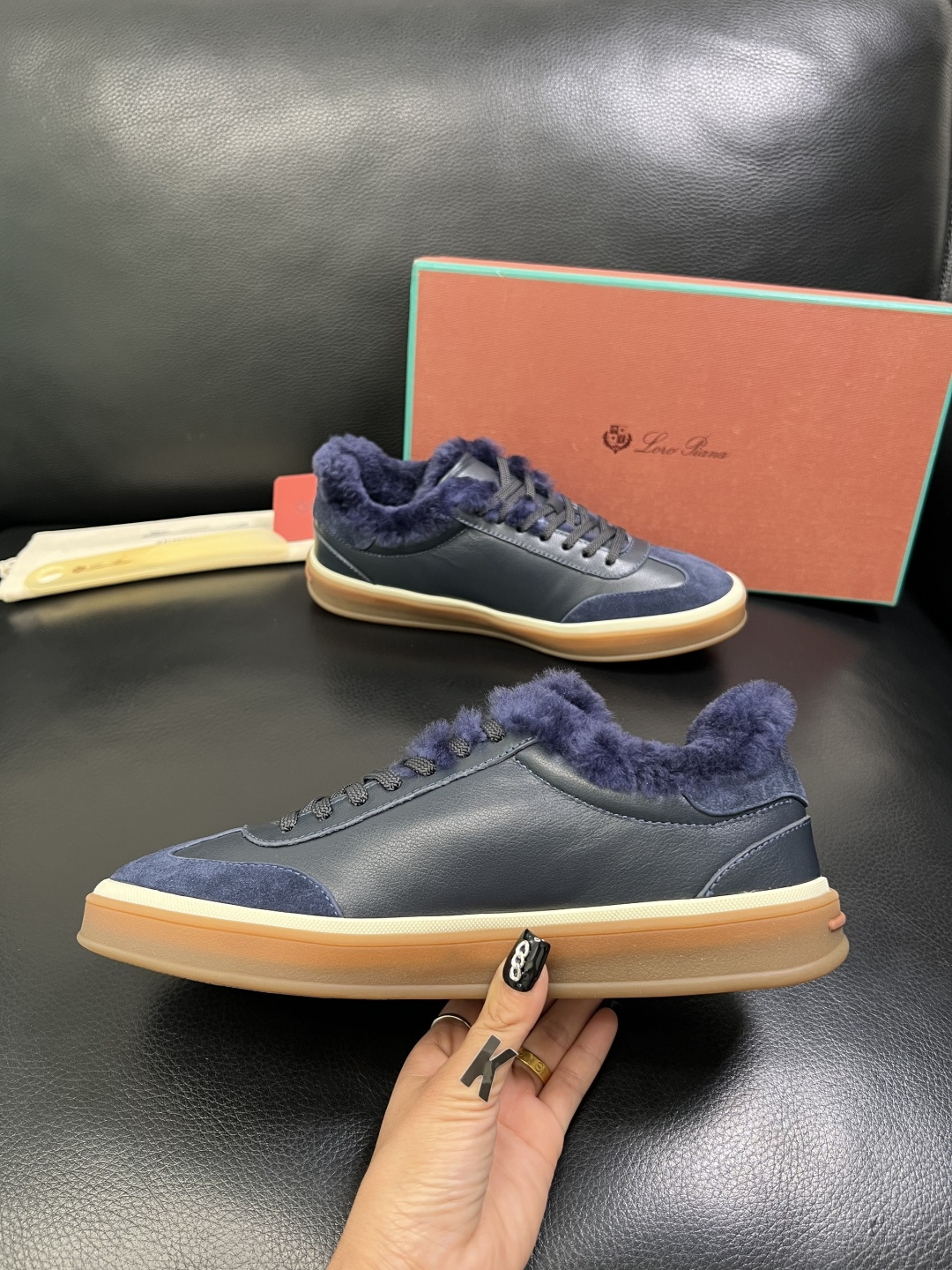 Loro piana 高品质 顶级工艺品 诺悠翩雅 新品专柜同步原厂配置，鞋面意大利进口牛皮面料，羔羊毛