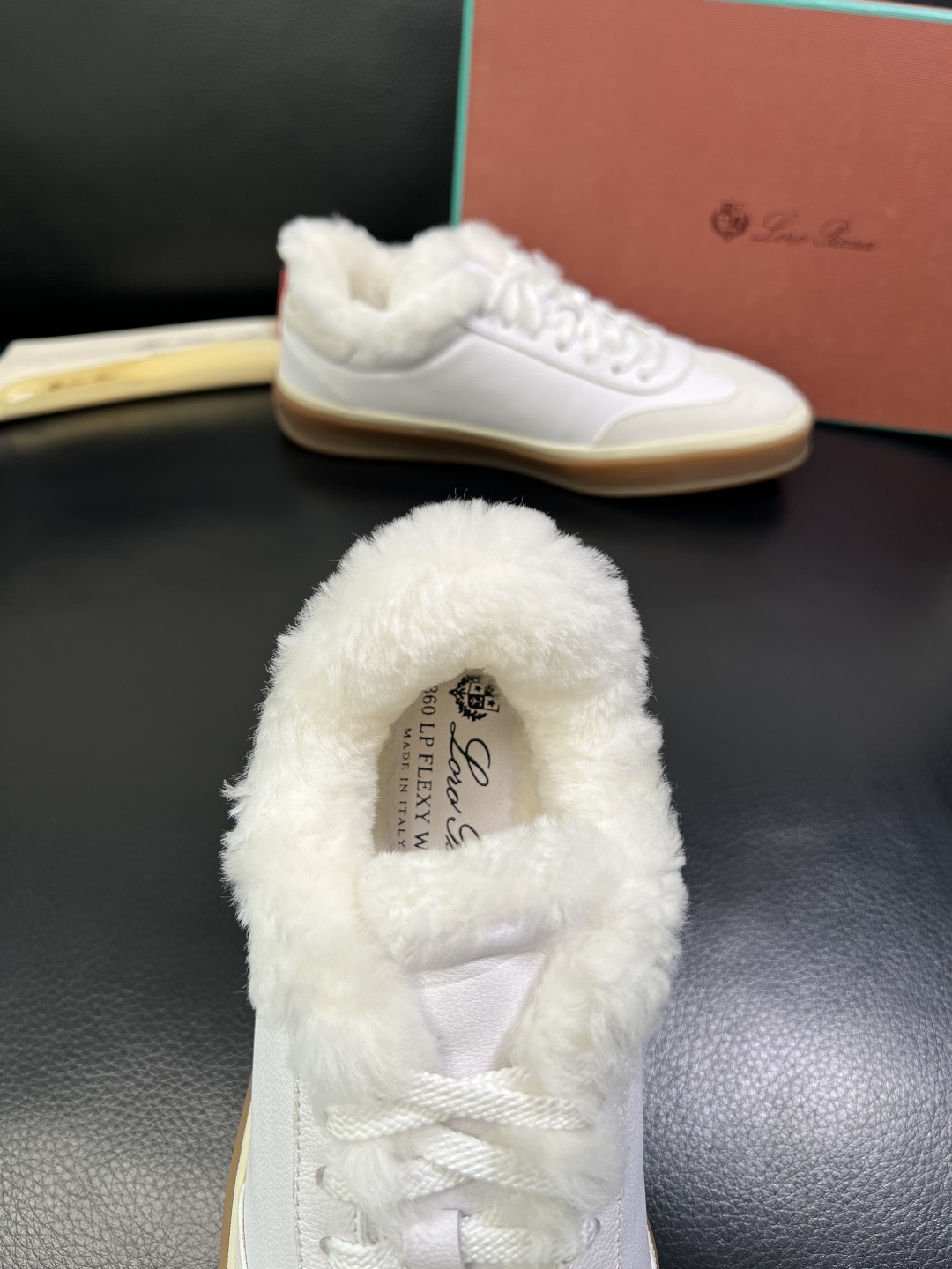 Loro piana 高品质 顶级工艺品 诺悠翩雅 新品专柜同步原厂配置，鞋面意大利进口牛皮面料，羔羊毛