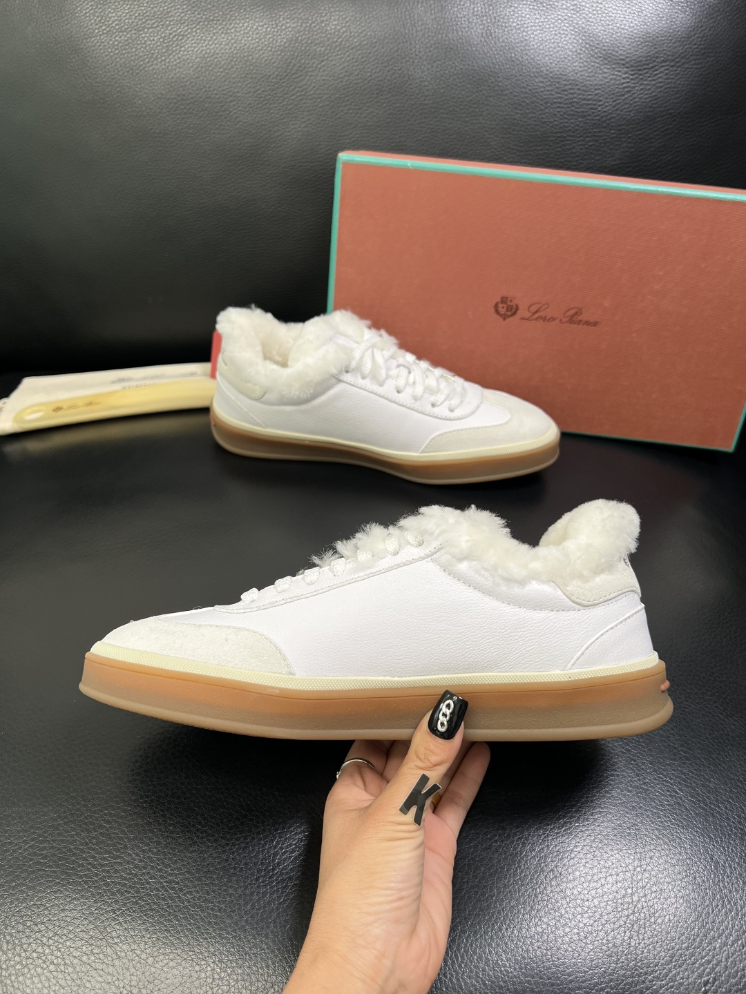 Loro piana 高品质 顶级工艺品 诺悠翩雅 新品专柜同步原厂配置，鞋面意大利进口牛皮面料，羔羊毛