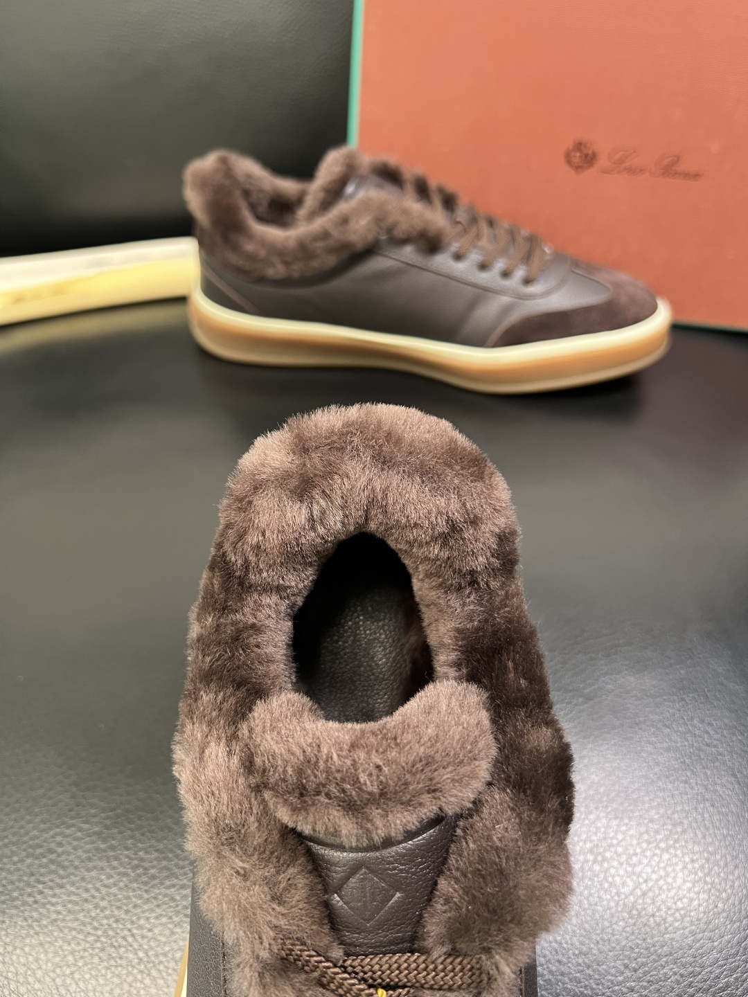 Loro piana 高品质 顶级工艺品 诺悠翩雅 新品专柜同步原厂配置，鞋面意大利进口牛皮面料，羔羊毛