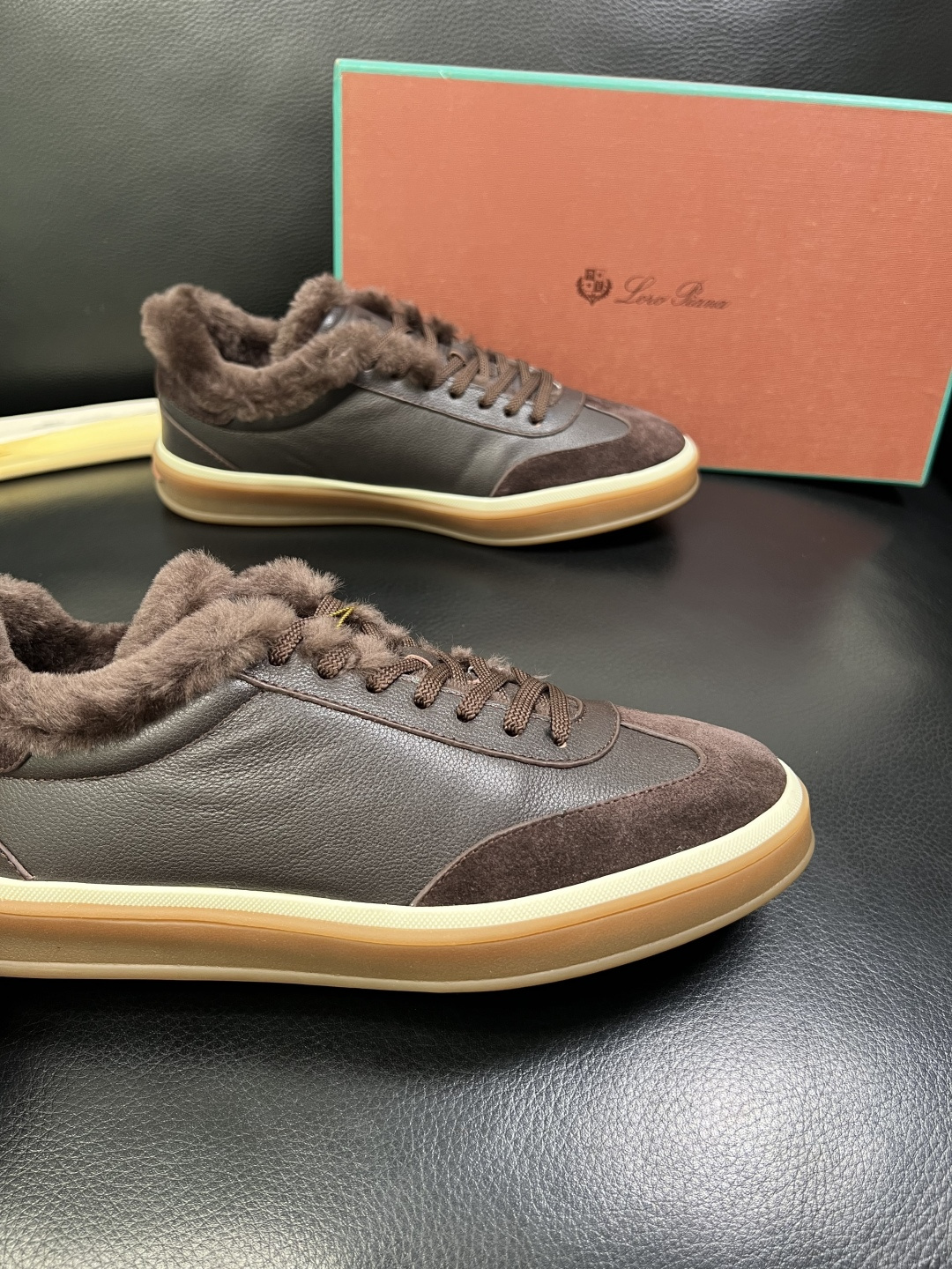 Loro piana 高品质 顶级工艺品 诺悠翩雅 新品专柜同步原厂配置，鞋面意大利进口牛皮面料，羔羊毛