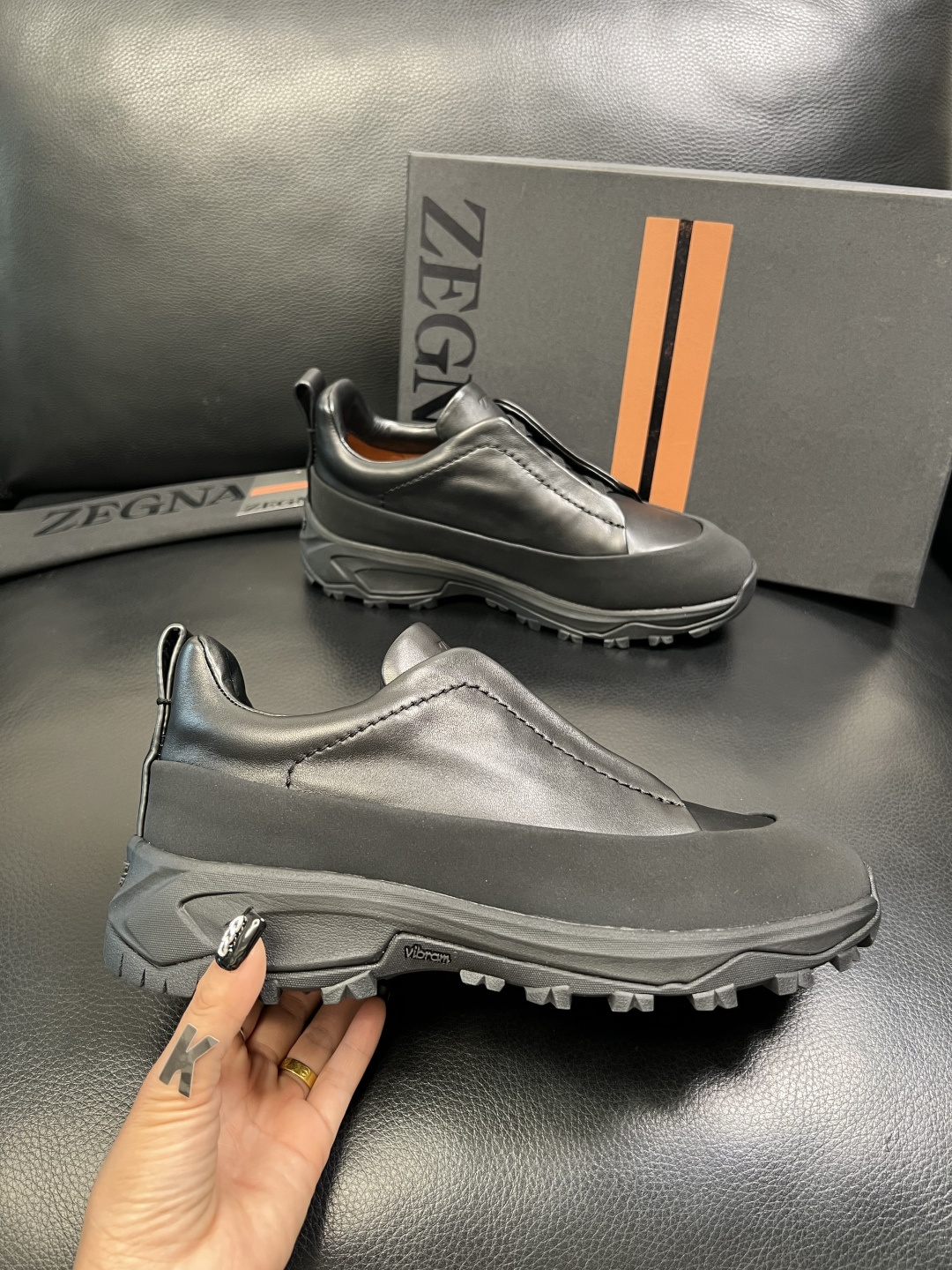 Zegna 高品质 顶级工艺品 杰尼亚 专柜新款原厂配置，意大利进口牛皮面料，进口牛里垫，透气舒适，鞋底