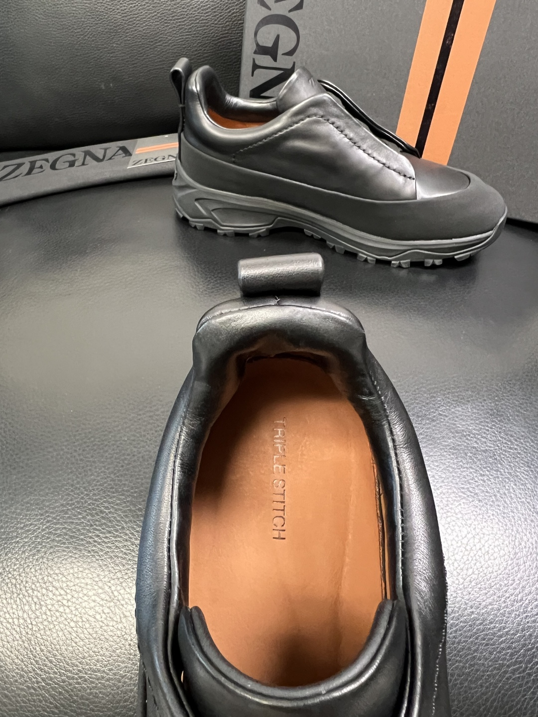 Zegna 高品质 顶级工艺品 杰尼亚 专柜新款原厂配置，意大利进口牛皮面料，进口牛里垫，透气舒适，鞋底