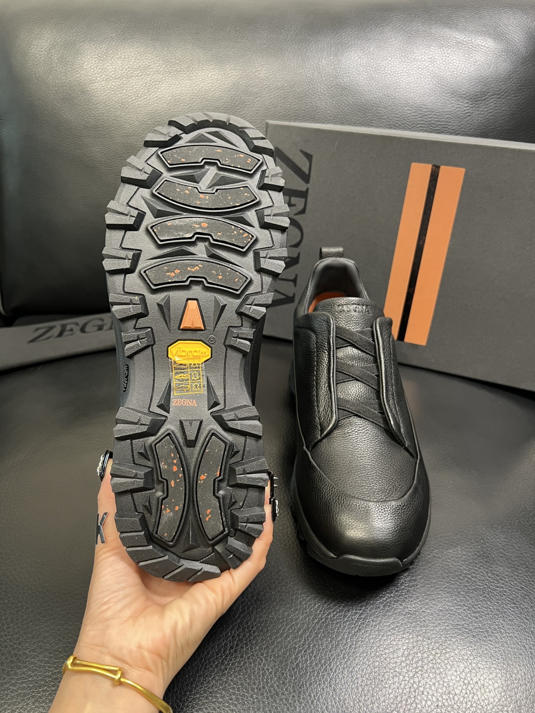 Zegna 高品质 顶级工艺品 杰尼亚 专柜新款原厂配置，意大利进口牛皮面料，进口牛里垫，透气舒适，鞋底