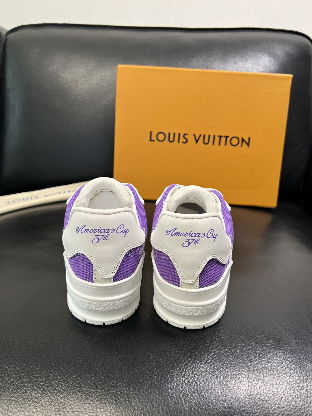 Lv 高品质 顶级工艺品 路易威登，运动板鞋专柜同步，鞋面意大利进口，高品质拼接缤纷色彩复杂工艺品，进口