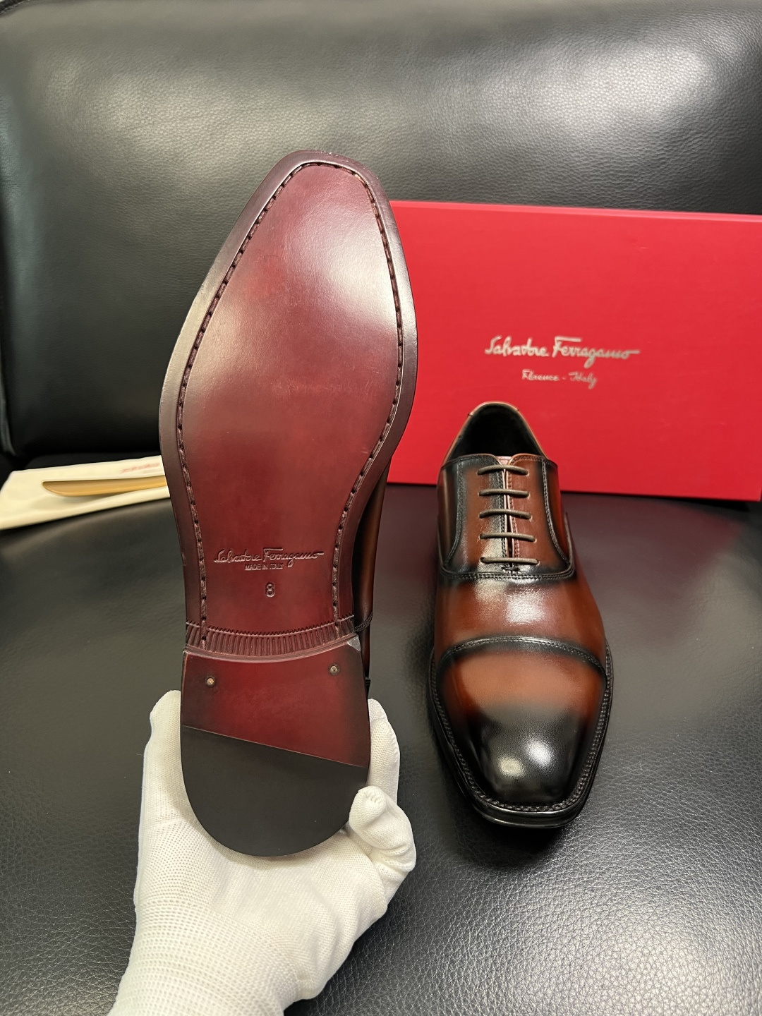 Ferragamo 高品质 顶级工艺品 菲拉格慕 专柜同步发售原厂配置，意大利进口原版牛皮，进口水染牛里