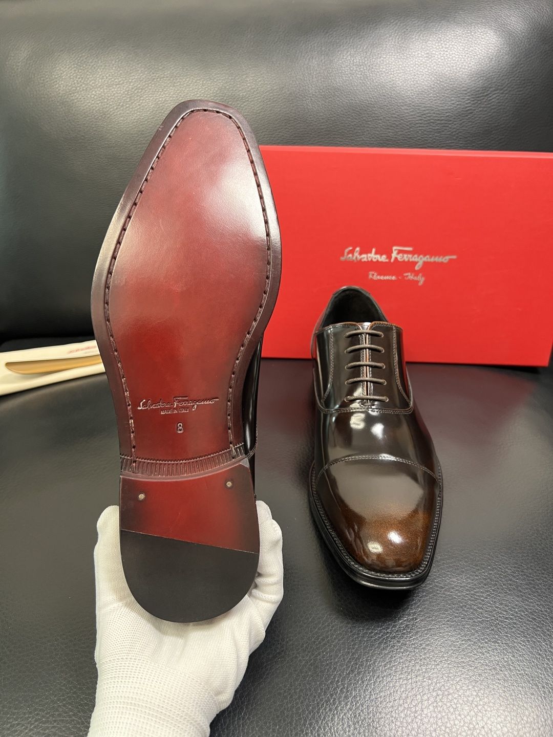 Ferragamo 高品质 顶级工艺品 菲拉格慕 专柜同步发售原厂配置，意大利进口原版牛皮，进口水染牛里