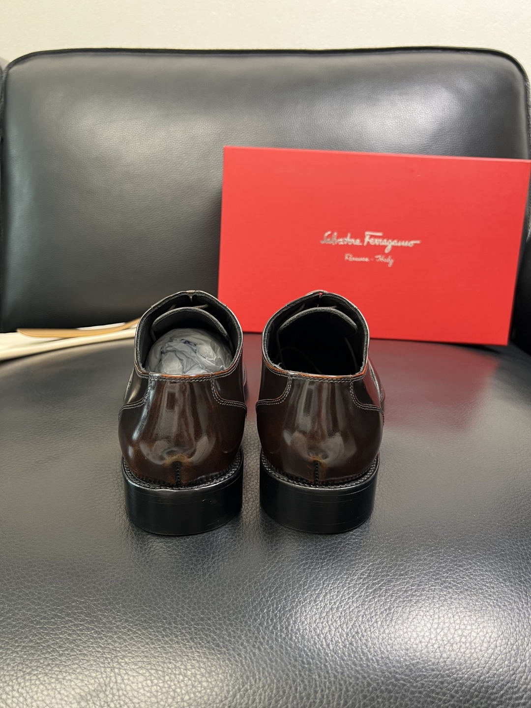 Ferragamo 高品质 顶级工艺品 菲拉格慕 专柜同步发售原厂配置，意大利进口原版牛皮，进口水染牛里