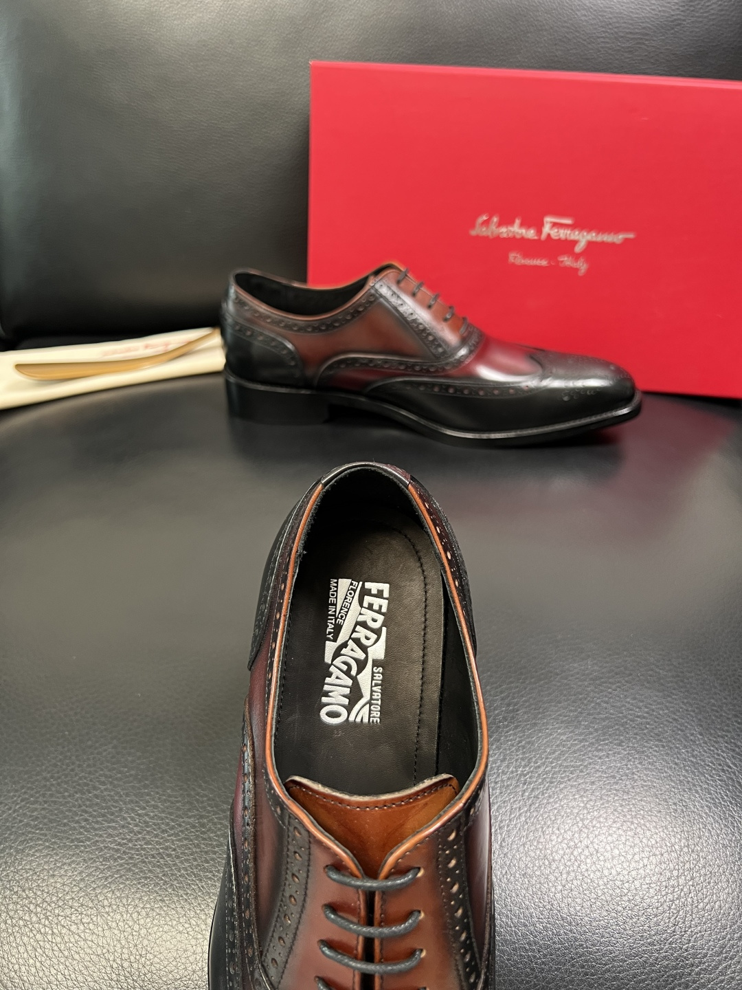 Ferragamo 高品质 顶级工艺品 菲拉格慕 专柜同步发售原厂配置，意大利进口原版牛皮，进口水染牛里