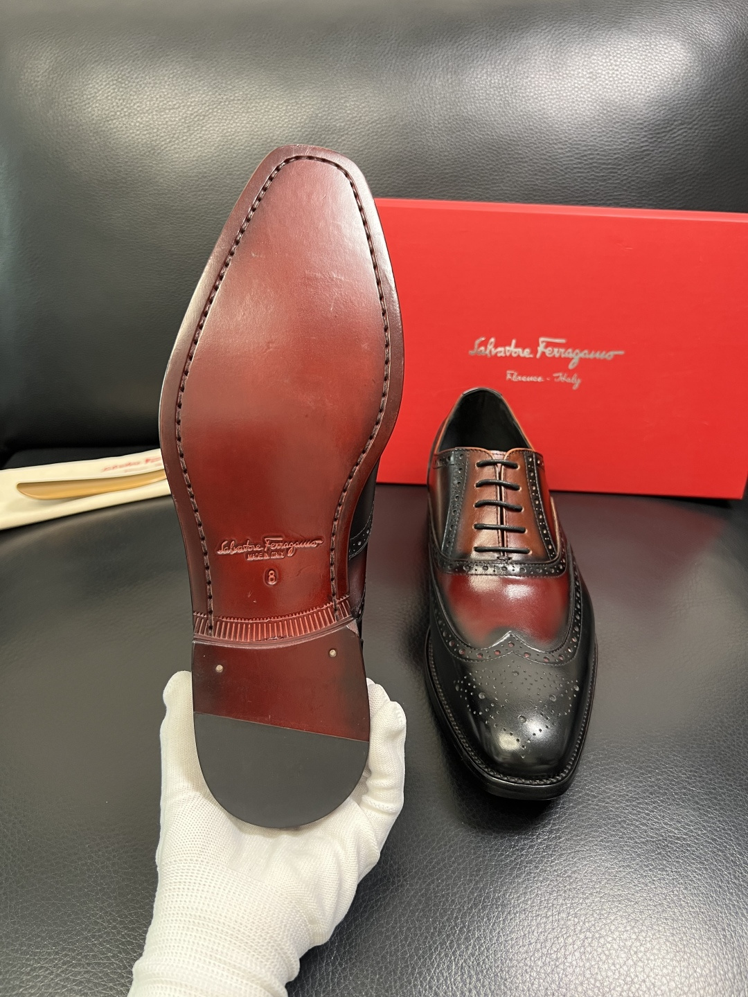 Ferragamo 高品质 顶级工艺品 菲拉格慕 专柜同步发售原厂配置，意大利进口原版牛皮，进口水染牛里