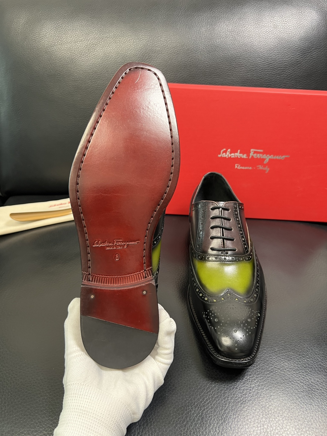 Ferragamo 高品质 顶级工艺品 菲拉格慕 专柜同步发售原厂配置，意大利进口原版牛皮，进口水染牛里